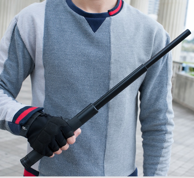 Hướng dẫn sử dụng gậy Baton tự vệ đúng cách và hiệu quả