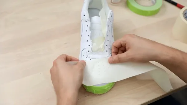 Các bước cần chuẩn bị để Repaint giày Sneaker tại nhà 1