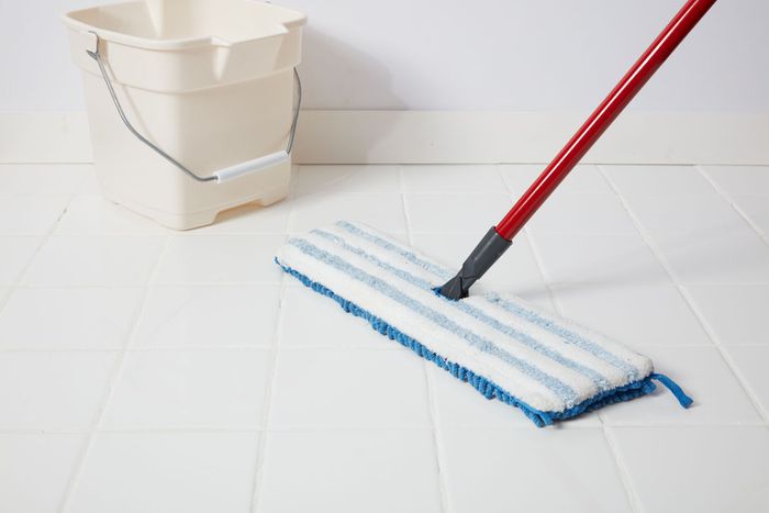 Cách dọn dẹp và vệ sinh nhà mới 1