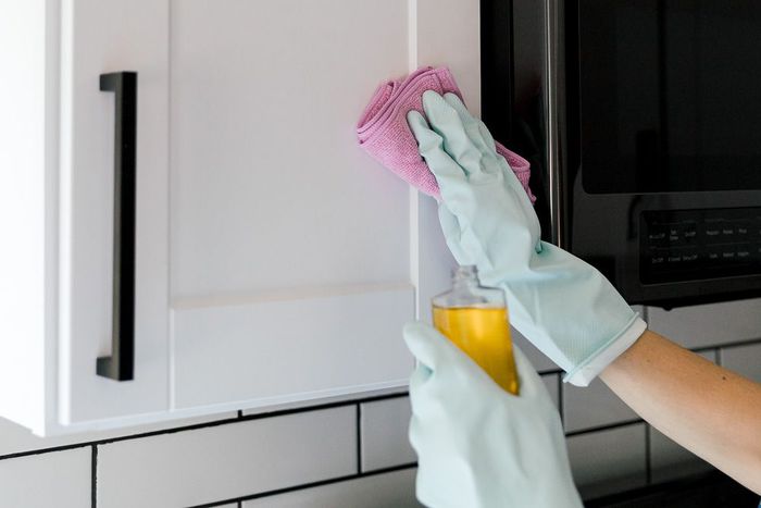 Cách dọn dẹp và vệ sinh nhà mới 16