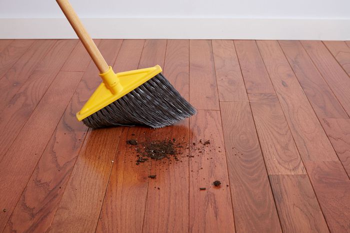 Cách dọn dẹp và vệ sinh nhà mới 2