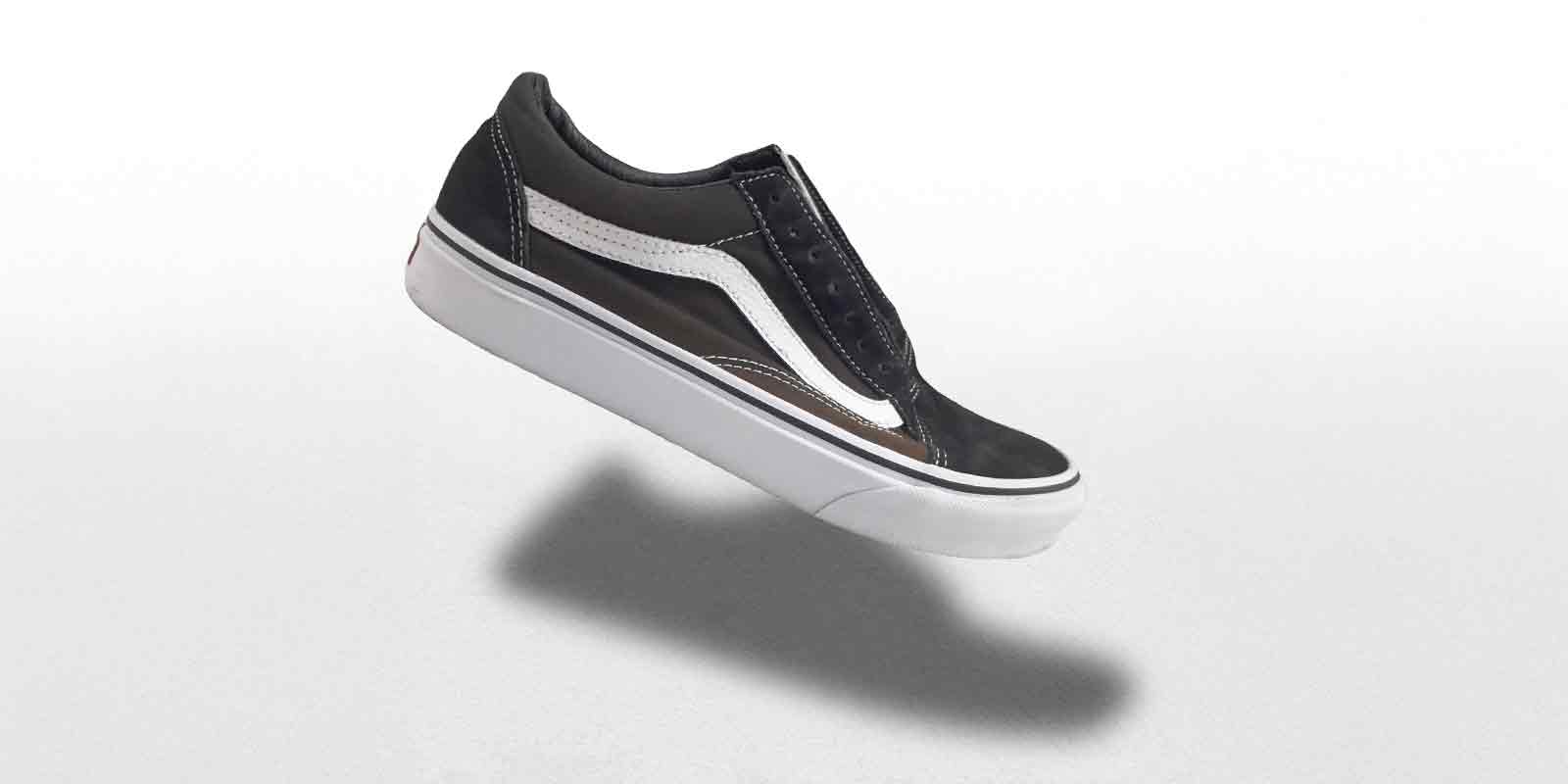 Vải Canvas bạc màu của Converse Vans