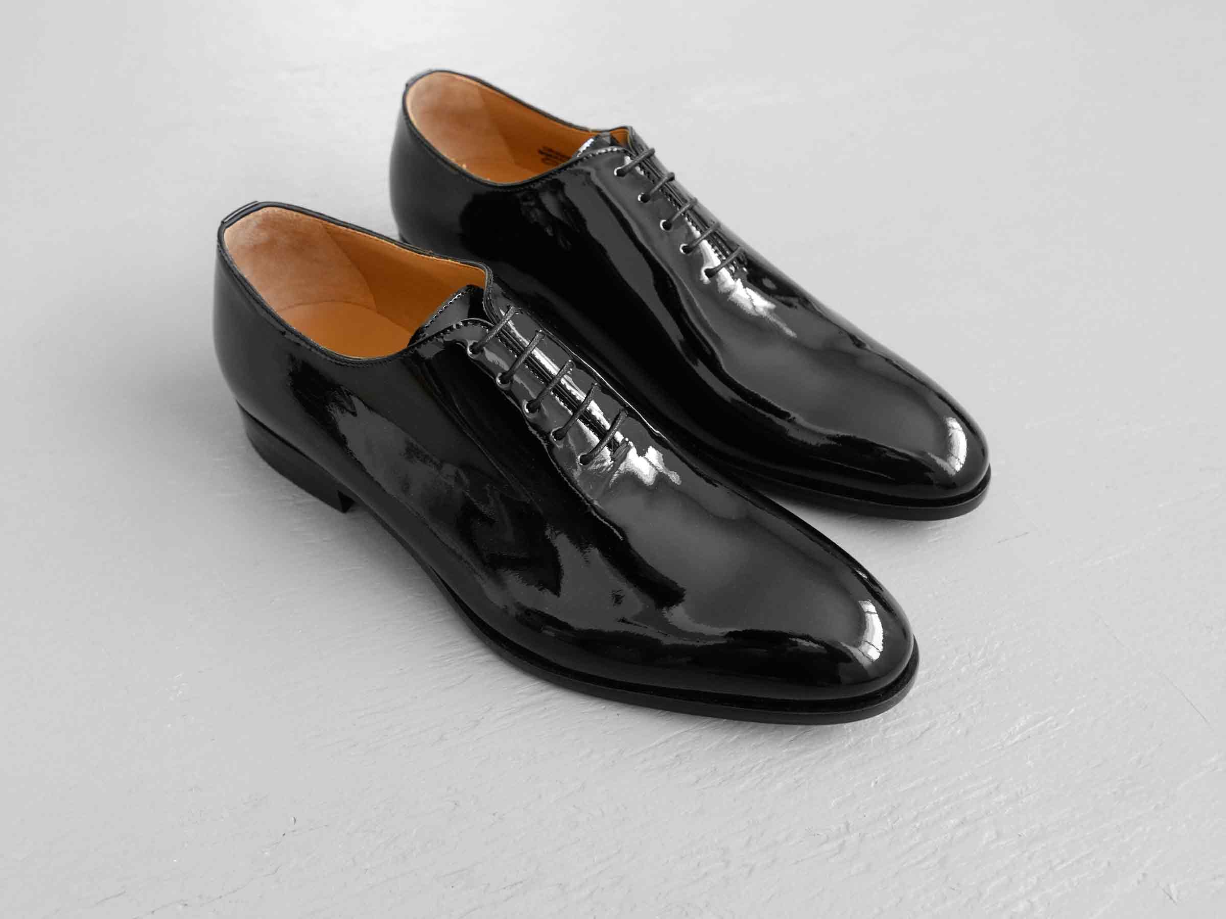 Giày da bóng Patent Leather