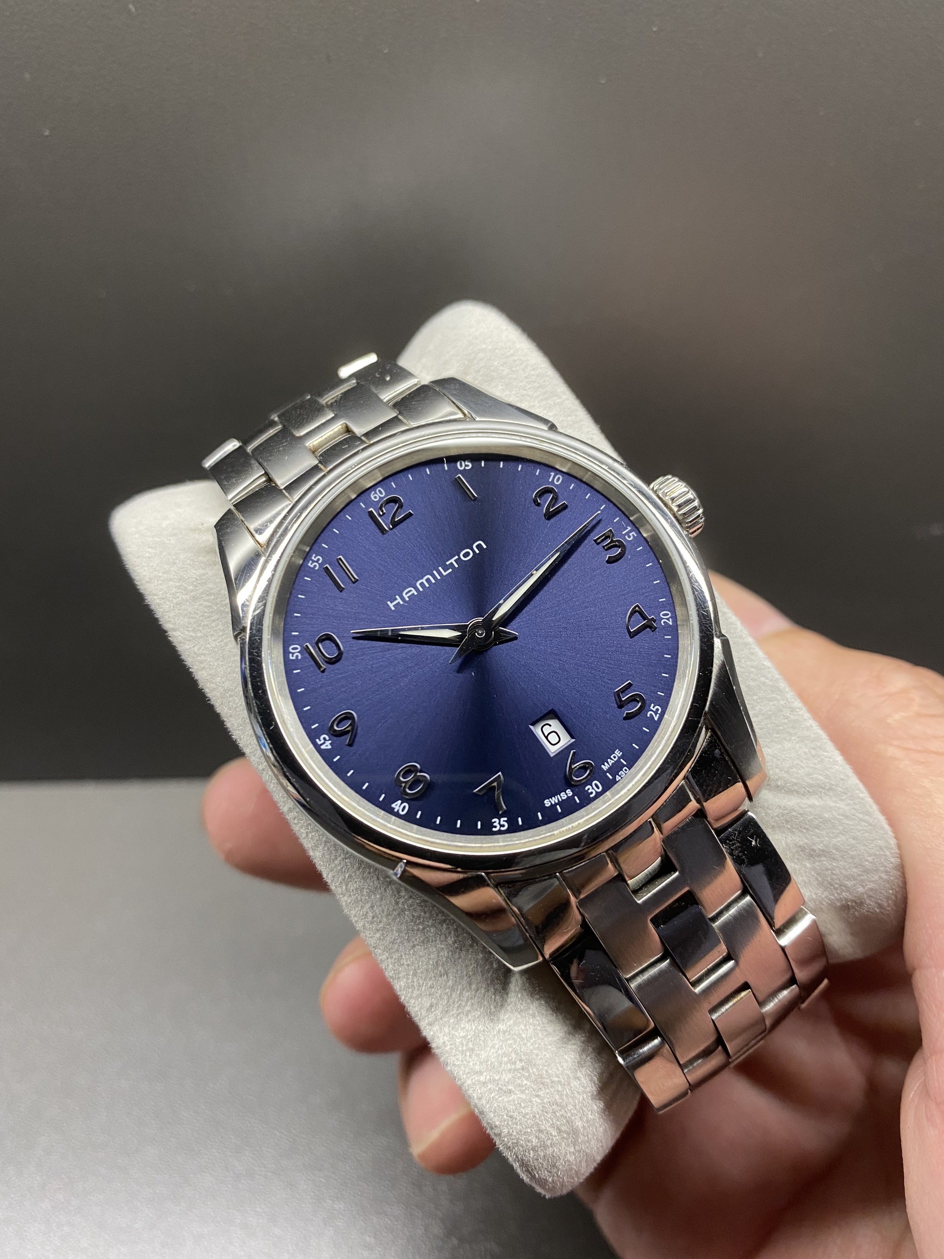 HAMILTON JAZZMASTER THINLINE BLUE H38511143 ng h chinh hang Rich Tran