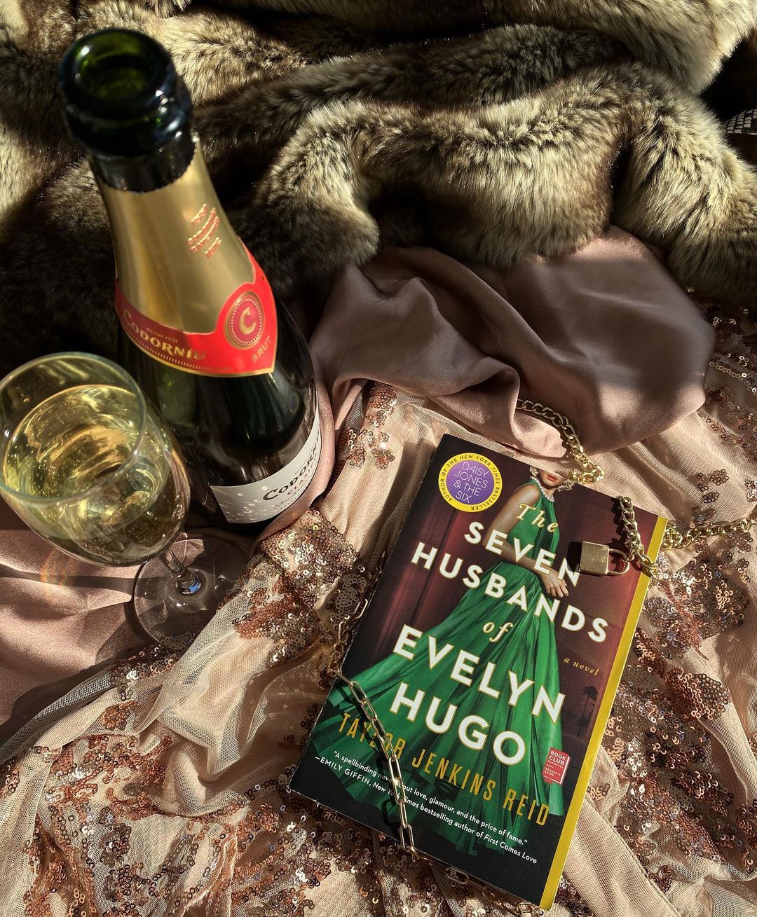 The seven husbands of Evelyn Hugo
