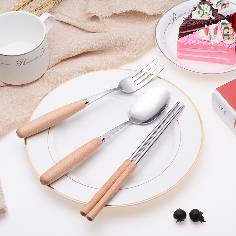 Bộ thìa đũa muỗng inox cán gỗ cao cấp 1 Bộ thìa đũa muỗng inox cán gỗ cao cấp Quà tặng công nghệ doanh nghiệp