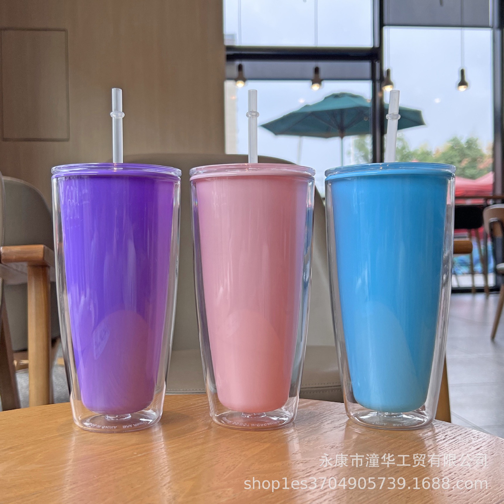 Ly giữ nhiệt nhựa trong hai lớp màu trơn basic 750ml