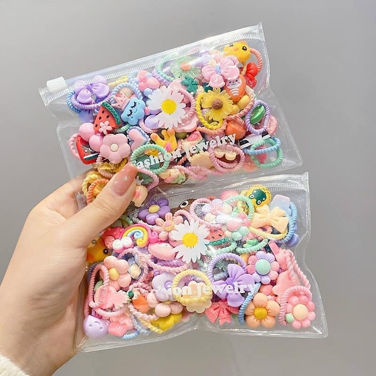 Set 50 dây buộc tóc gắn CHARM dễ thương kèm túi zip