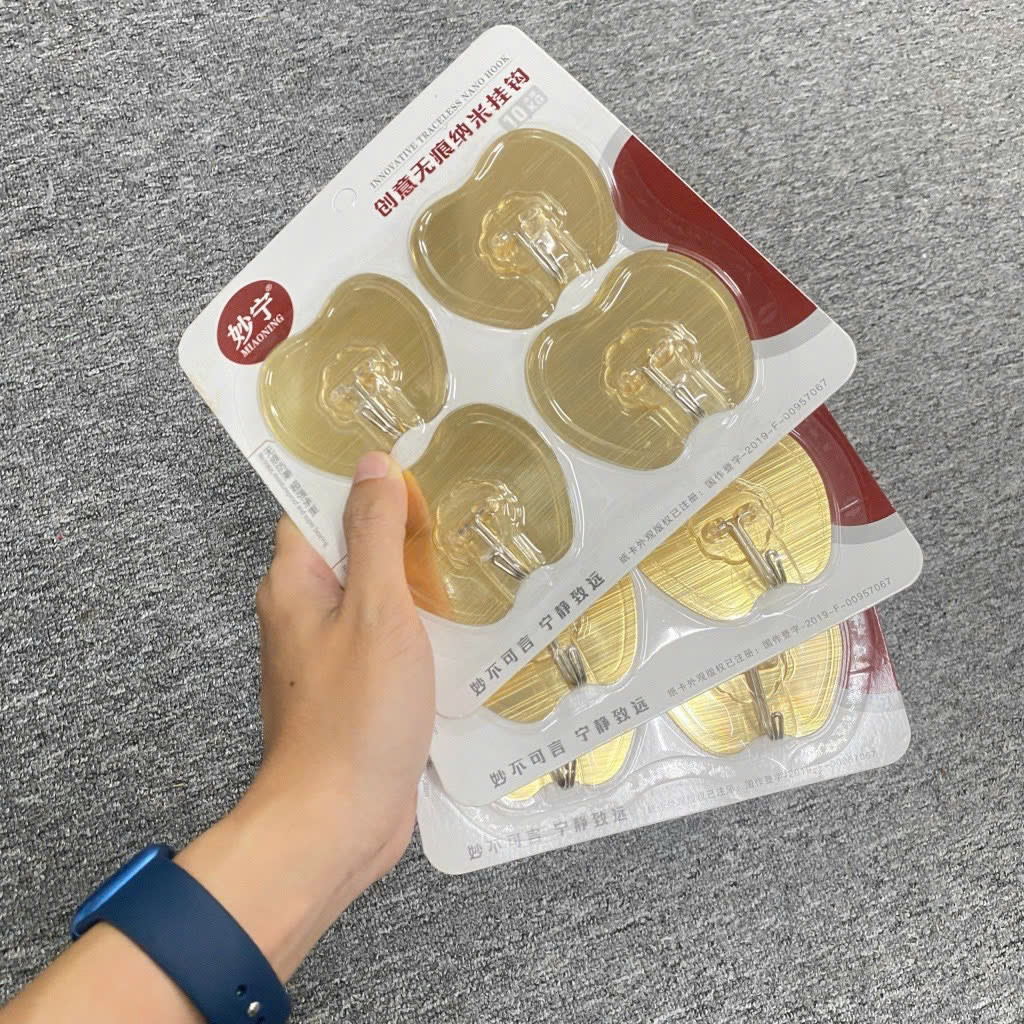 Vỉ 4 cái móc dán tường hình quả táo siêu dính siêu chắc