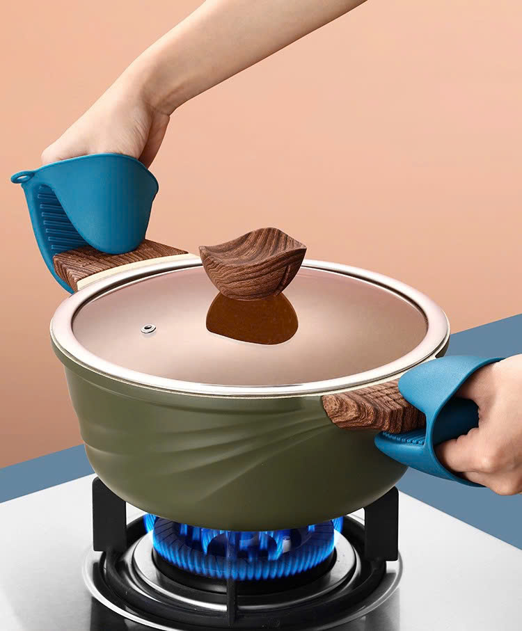 Bộ dụng cụ gắp đồ nóng chuyên dụng 4 chi tiết 