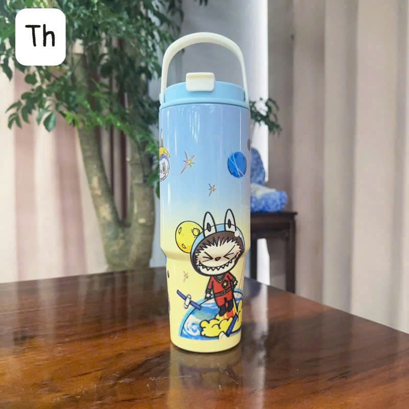 Bình nước giữ nhiệt có quai xách Labubu 900ml 