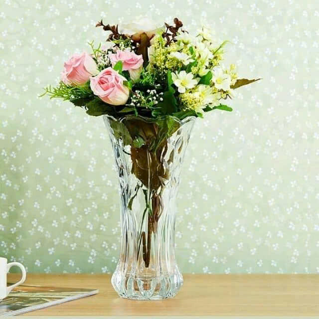 Lọ hoa thuỷ tinh dáng trụ vát cao sang trọng 25cm