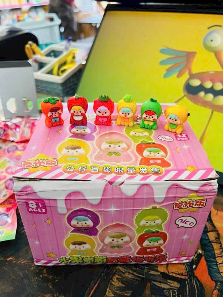 Hộp 32 túi mù hoạt hình dễ thương full box