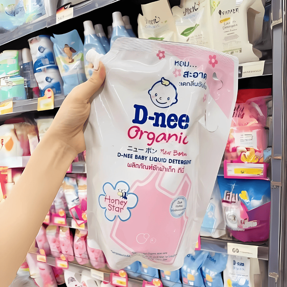 Nước giặt xả quần áo Dnee Thái Lan túi 1100ml