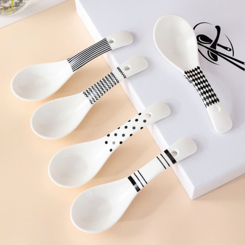 Set 5 muỗng ăn súp hoạ tiết trắng đen hiện đại