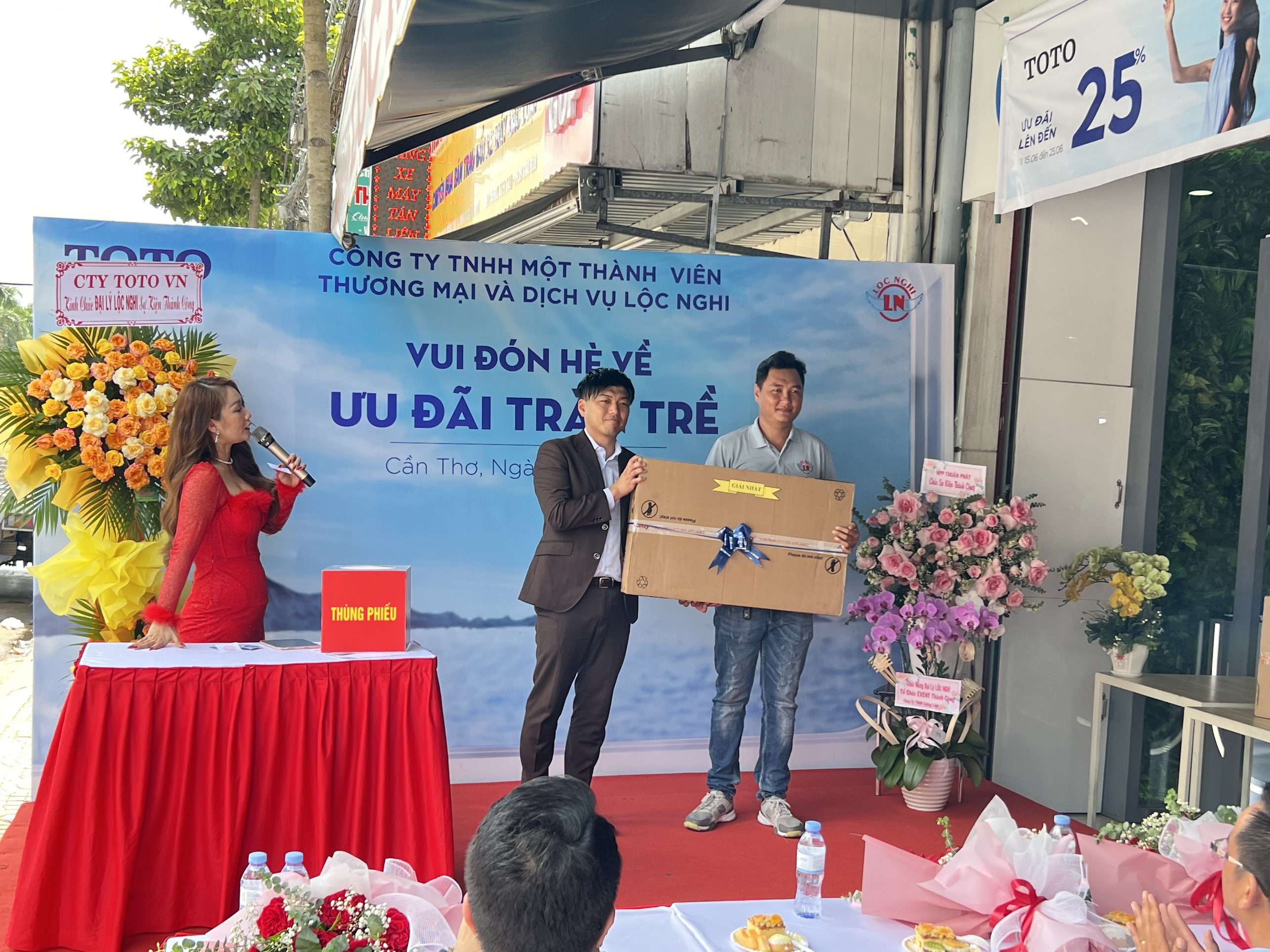 MUA SẮM THẢ GA - NHẬN QUÀ CỰC ĐÃ 01.7-23.7.2023