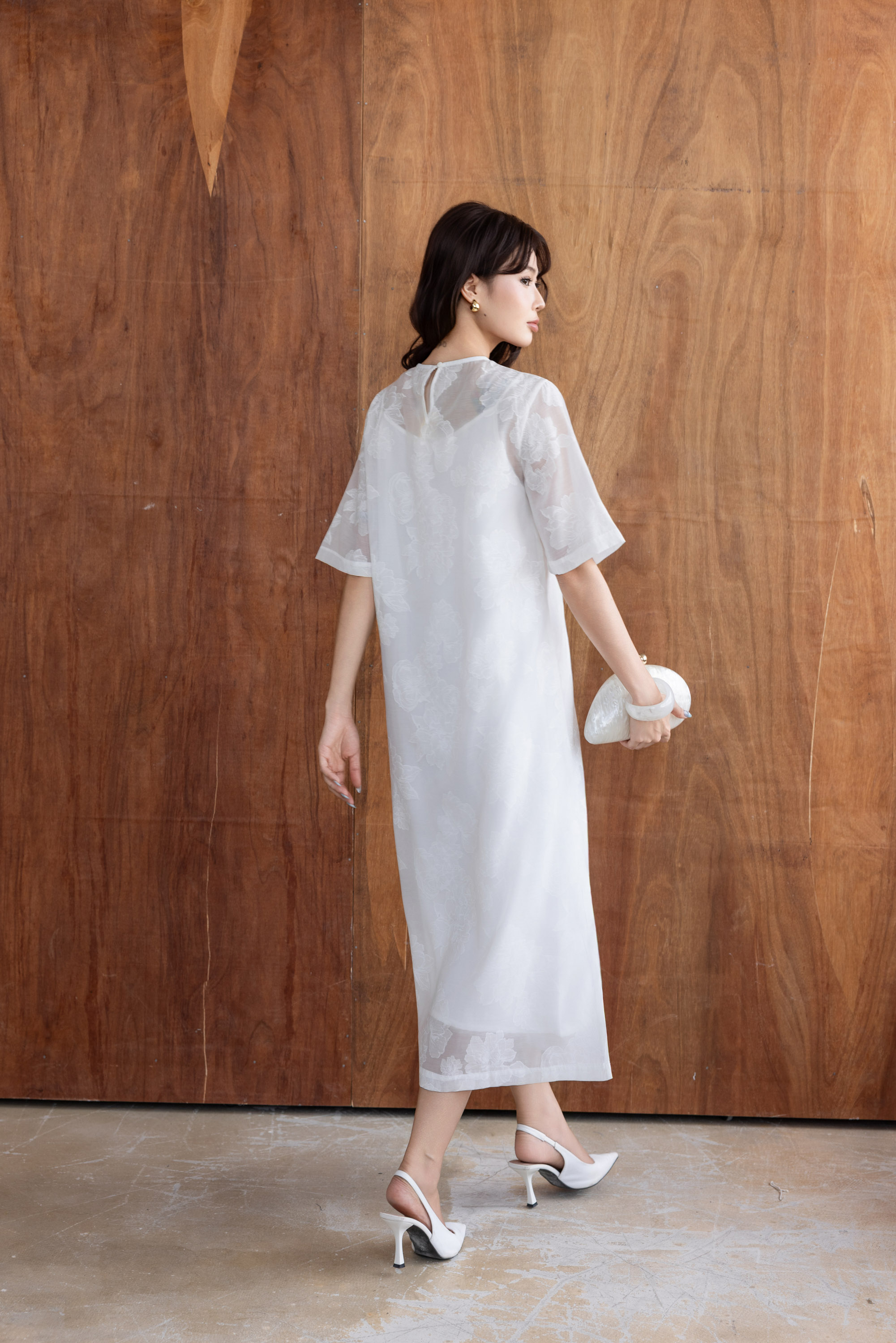 SWANLAKE | Váy Đầm Maxi Suông Nữ Hai Lớp Tay Ngắn Cổ Tròn Vải Tơ Hoa Cao Cấp Đi Tiệc Du Lịch D12064LW05
