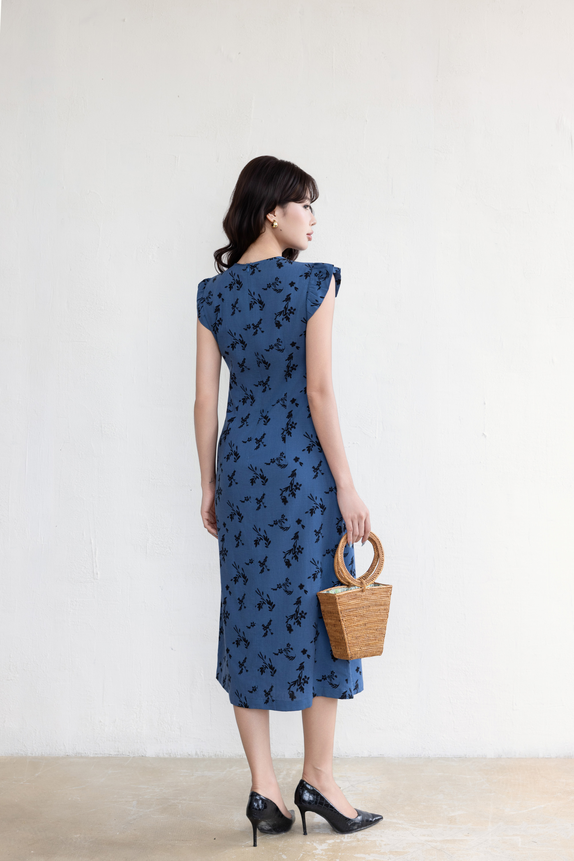 SWANLAKE | Váy Đầm Nữ Chiết Eo Tôn Dáng Vải Linen Bông Cổ Tròn Tay Cánh Tiên Thanh Lịch D13642LW01