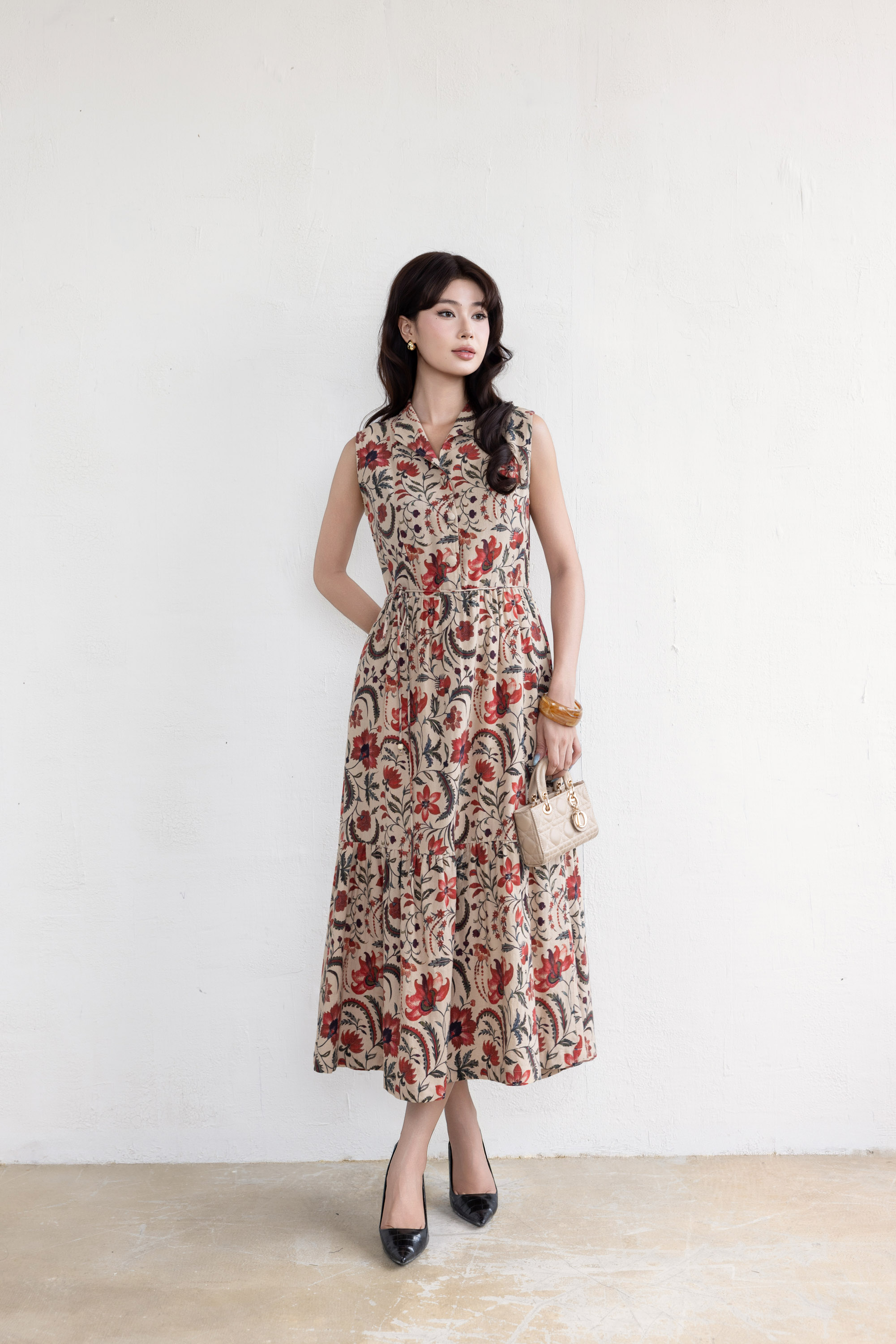 SWANLAKE | Váy Đầm Nữ Vải Linen Cổ Sơ Mi Cài Nút Sát Nách Có Túi Dây Thắt Eo Đuôi Cá Xòe D13691LW01