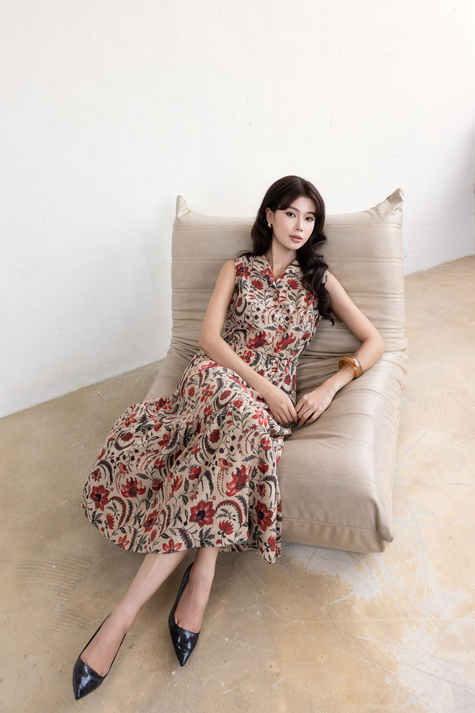 SWANLAKE | Váy Đầm Nữ Vải Linen Cổ Sơ Mi Cài Nút Sát Nách Có Túi Dây Thắt Eo Đuôi Cá Xòe D13691LW01