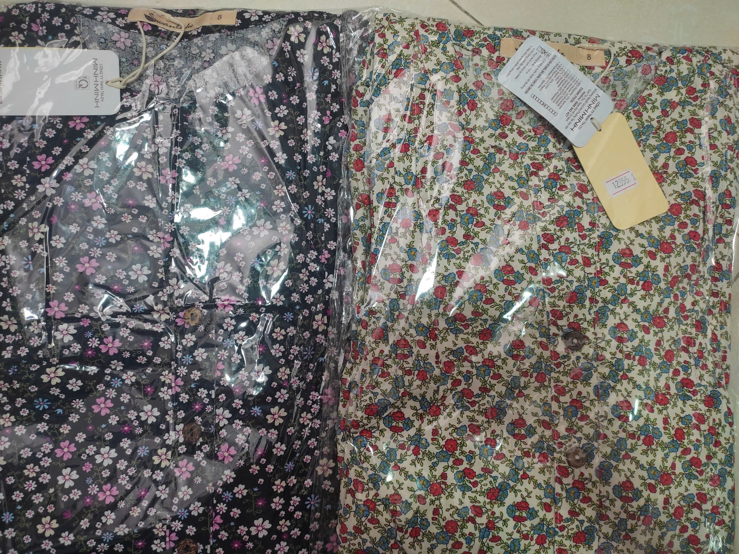 SWANLAKE | Váy Đầm Nữ Maxi Dáng Dài Cổ Trụ Cài Nút Tay Lỡ Linen Bông Nhí Xếp Ly Đuôi Cá D12355LW11