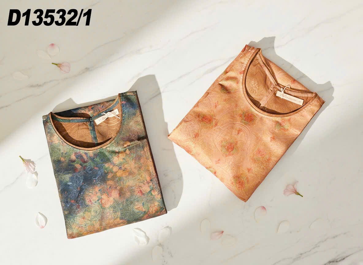 M COLLECTION | Váy Đầm Tiệc Suông Nữ Trung Niên Tặng Mẹ Tơ Nha Xá Cổ Tròn Tay Lỡ Có Túi D13532LW01