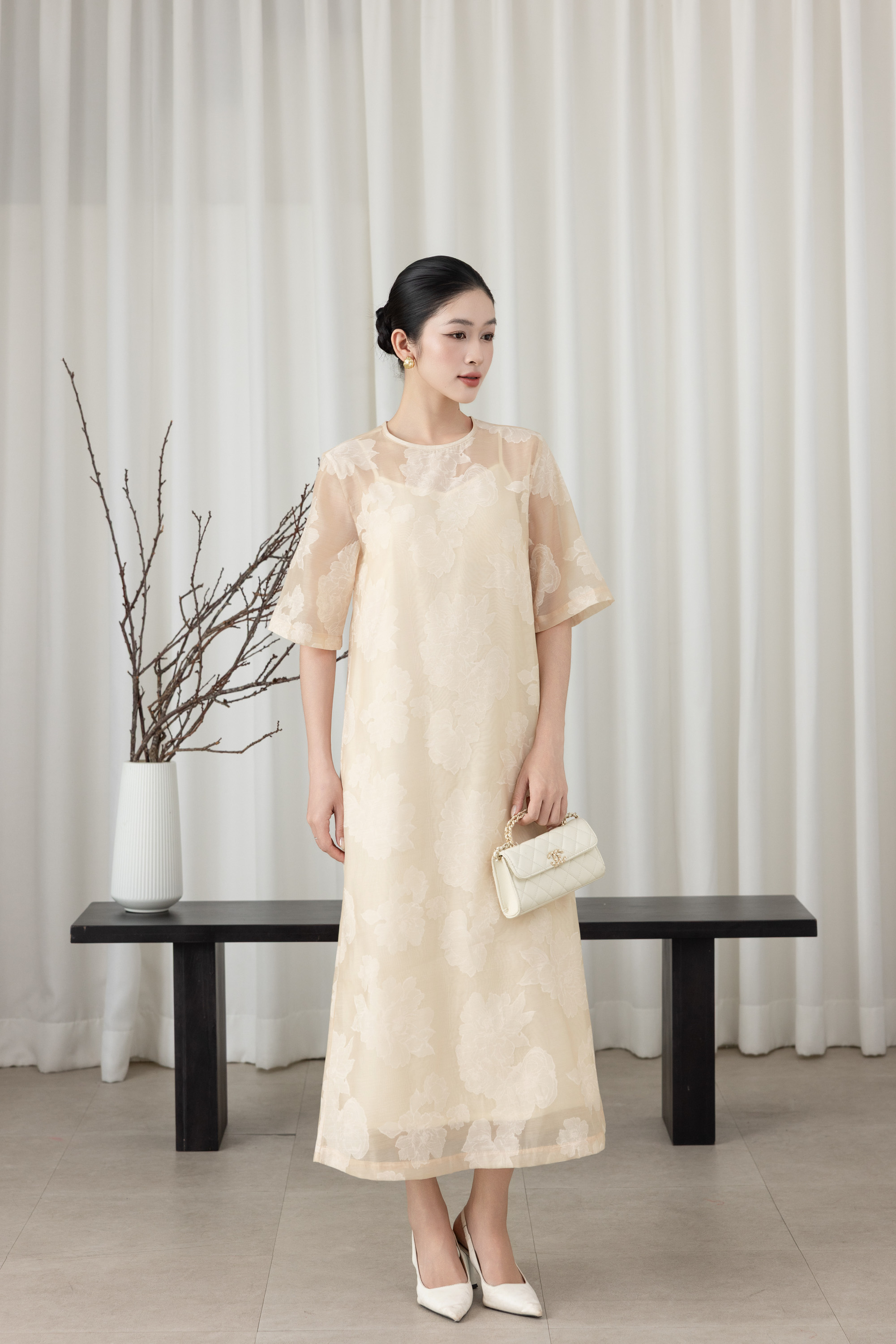 SWANLAKE | Váy Đầm Maxi Suông Nữ Hai Lớp Tay Ngắn Cổ Tròn Vải Tơ Hoa Cao Cấp Đi Tiệc Du Lịch D12064LW05