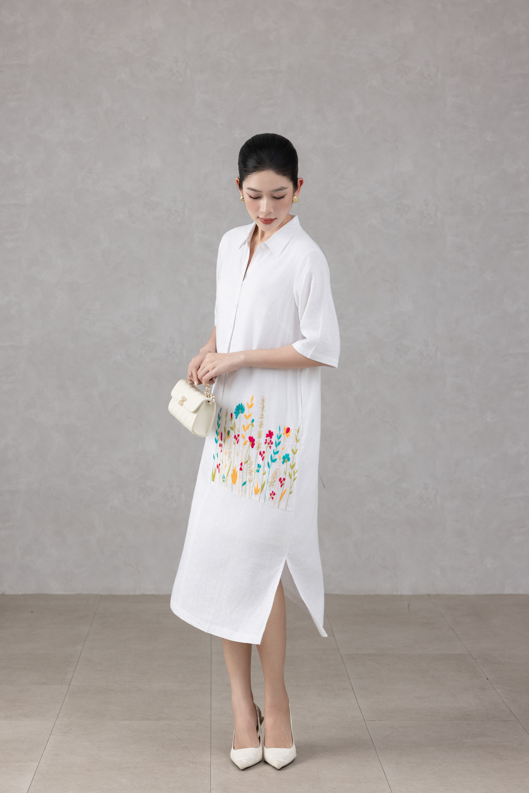 Đầm Sơ Mi Thêu Swanlake - D11297LW04