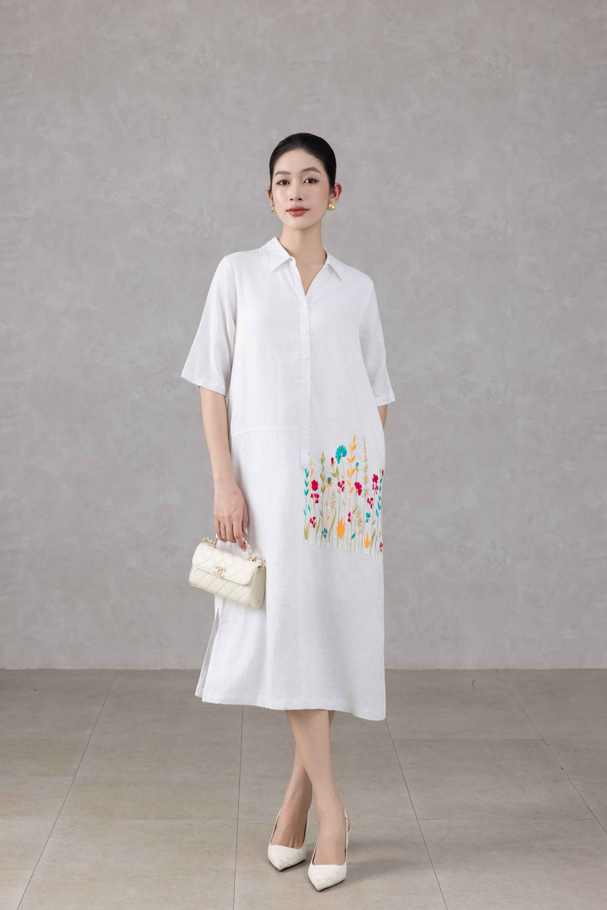 Đầm Sơ Mi Thêu Swanlake - D11297LW04