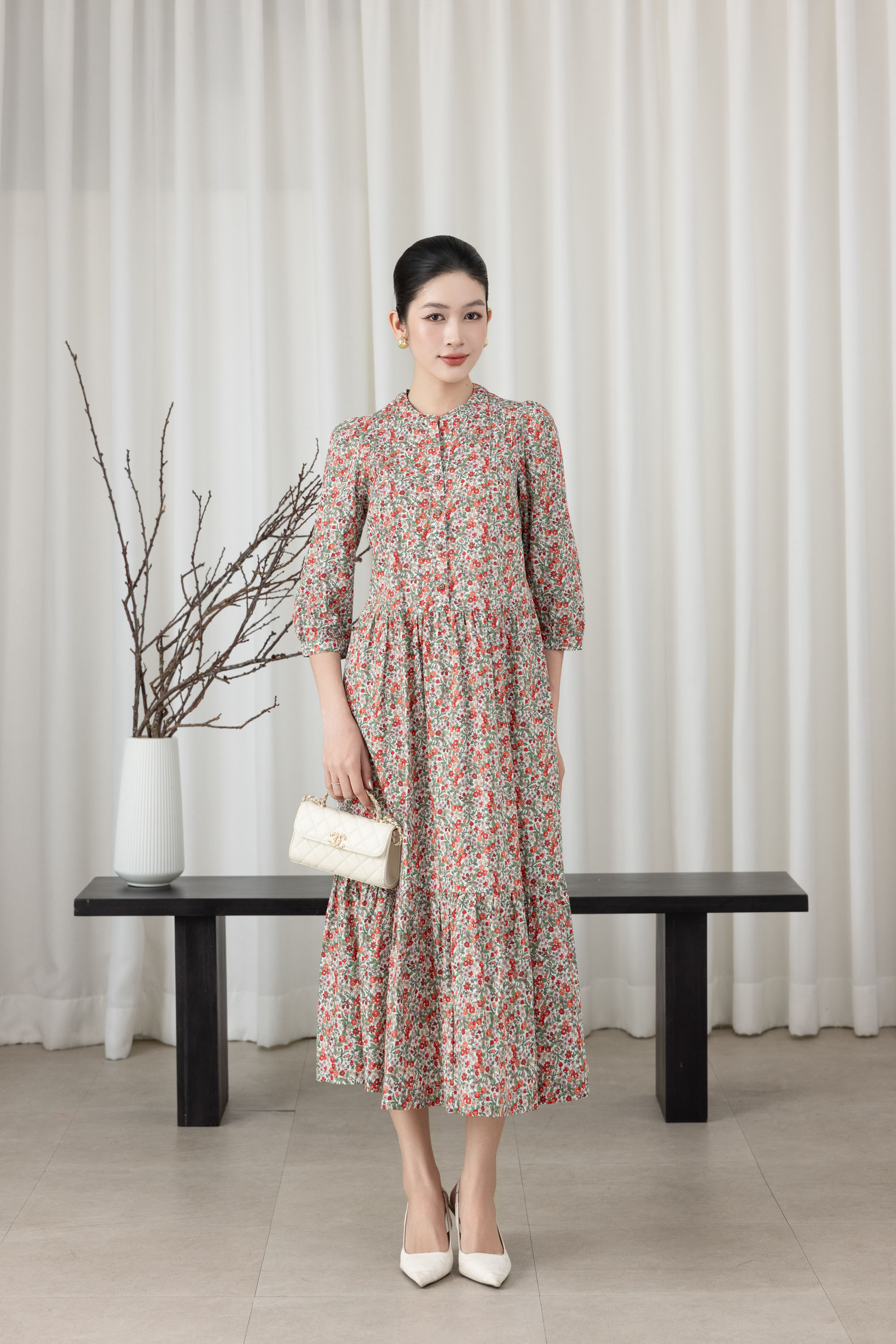 SWANLAKE | Váy Đầm Nữ Maxi Dáng Dài Cổ Trụ Cài Nút Tay Lỡ Linen Bông Nhí Xếp Ly Đuôi Cá D12355LW11