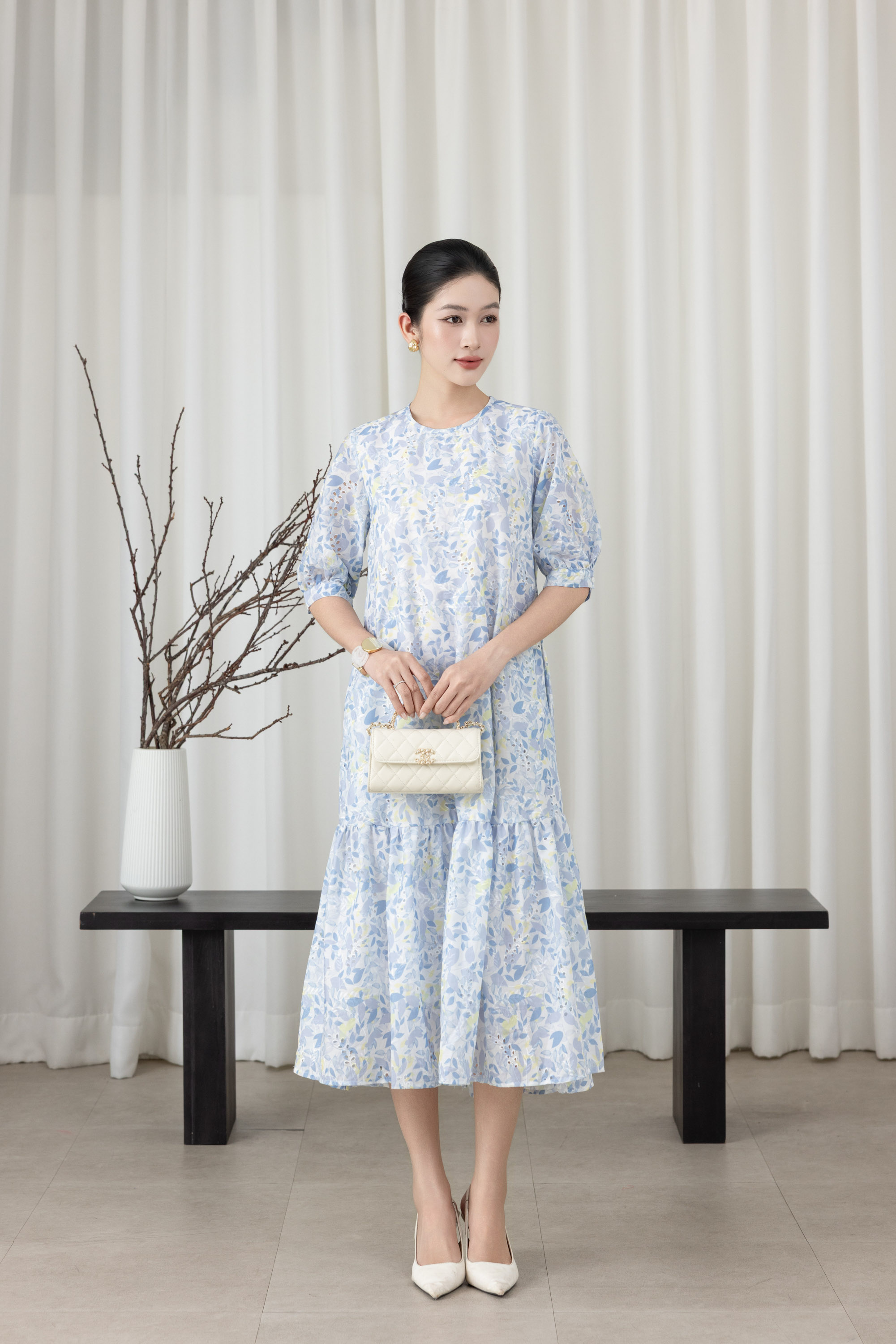 SWANLAKE | Váy Đầm Nữ Maxi Suông Đuôi Cá Vải Cotton Thêu Đục Lỗ 2 Lớp Có Túi Du Lịch Đi Biển D11522LW07