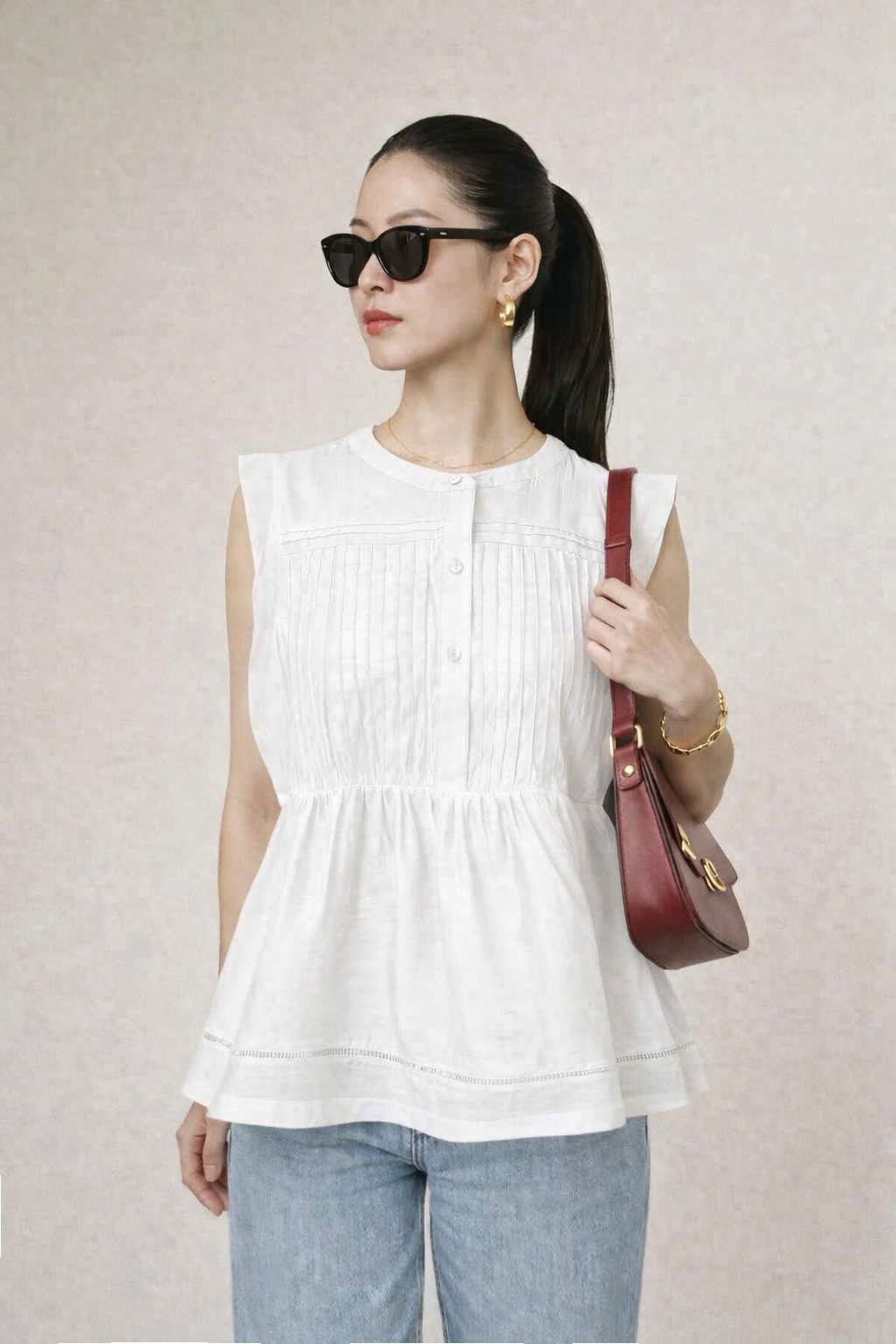 SWANLAKE | Áo Kiểu Nữ Sát Nách Dáng Babydoll Xếp Ly Cổ Tròn Chất Tơ Cotton Dạo Phố Hè A13863LW01