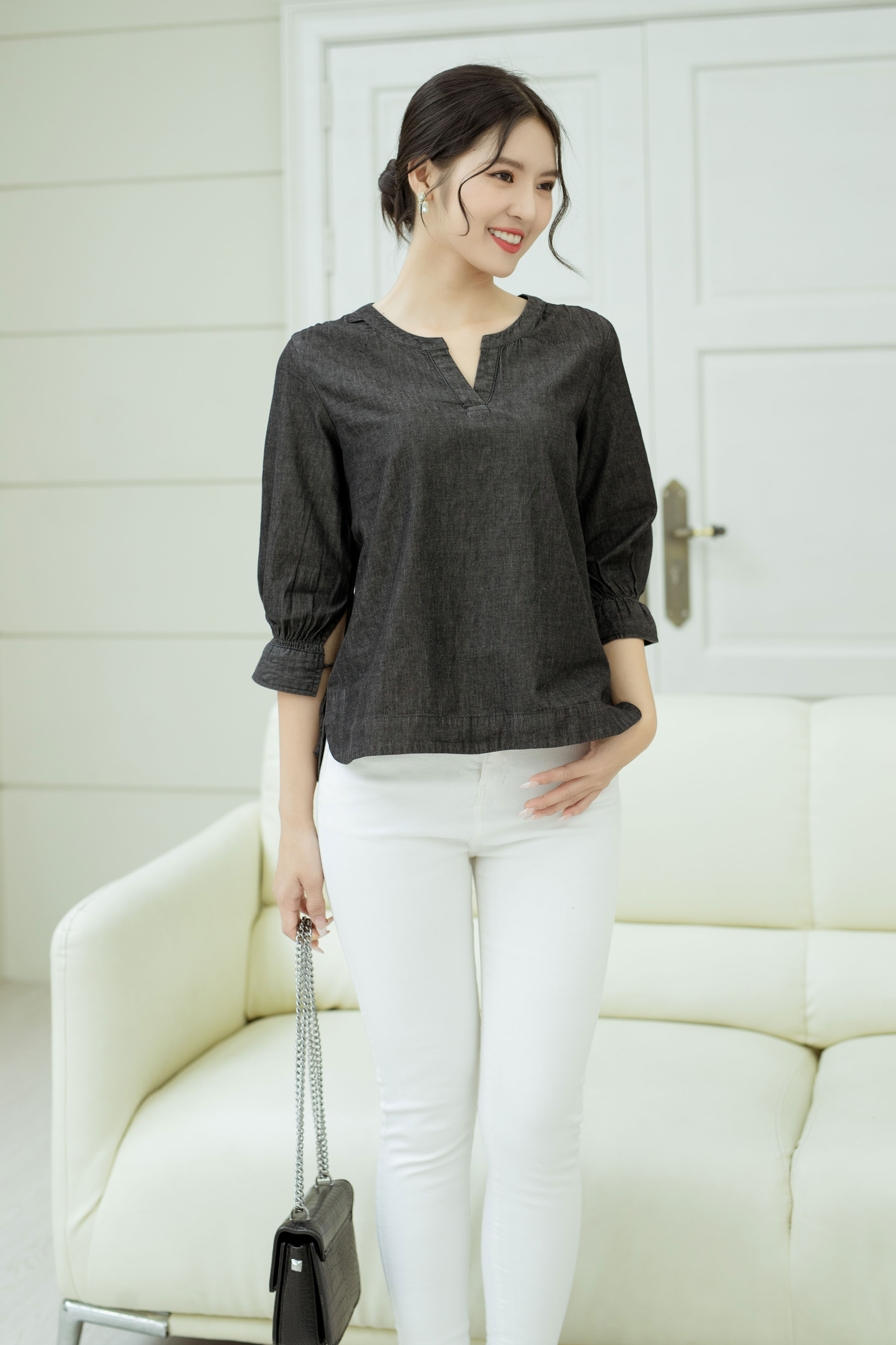 Áo Kiểu Tay Lỡ Cột Nơ Vải Jean Swanlake - A11027LW02