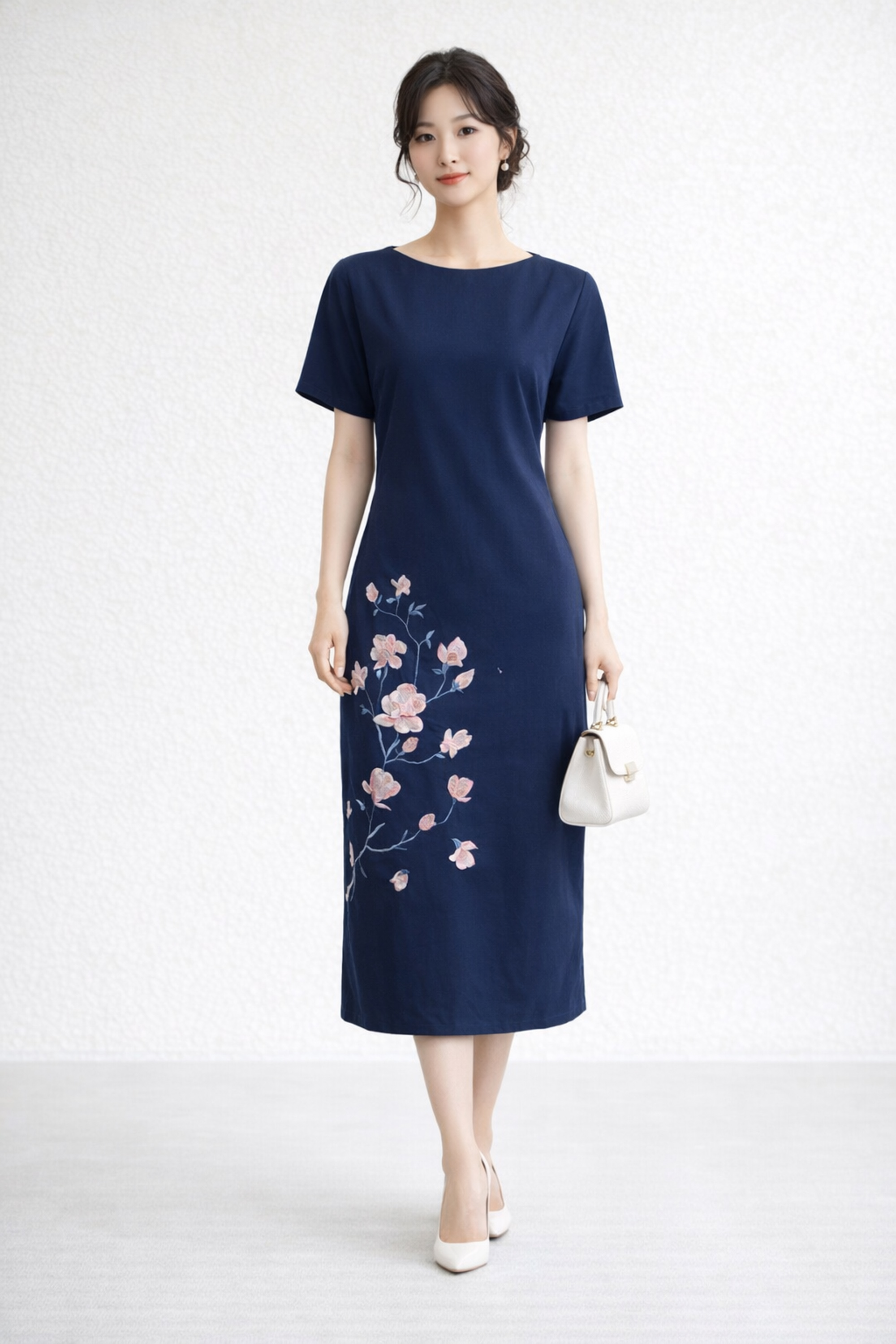 SWANLAKE | Váy Đầm Nữ Maxi Suông Tay Ngắn Cổ Tròn Vải Linen Thêu Hoa Có Túi Xẻ Tà Công Sở D13610LW01