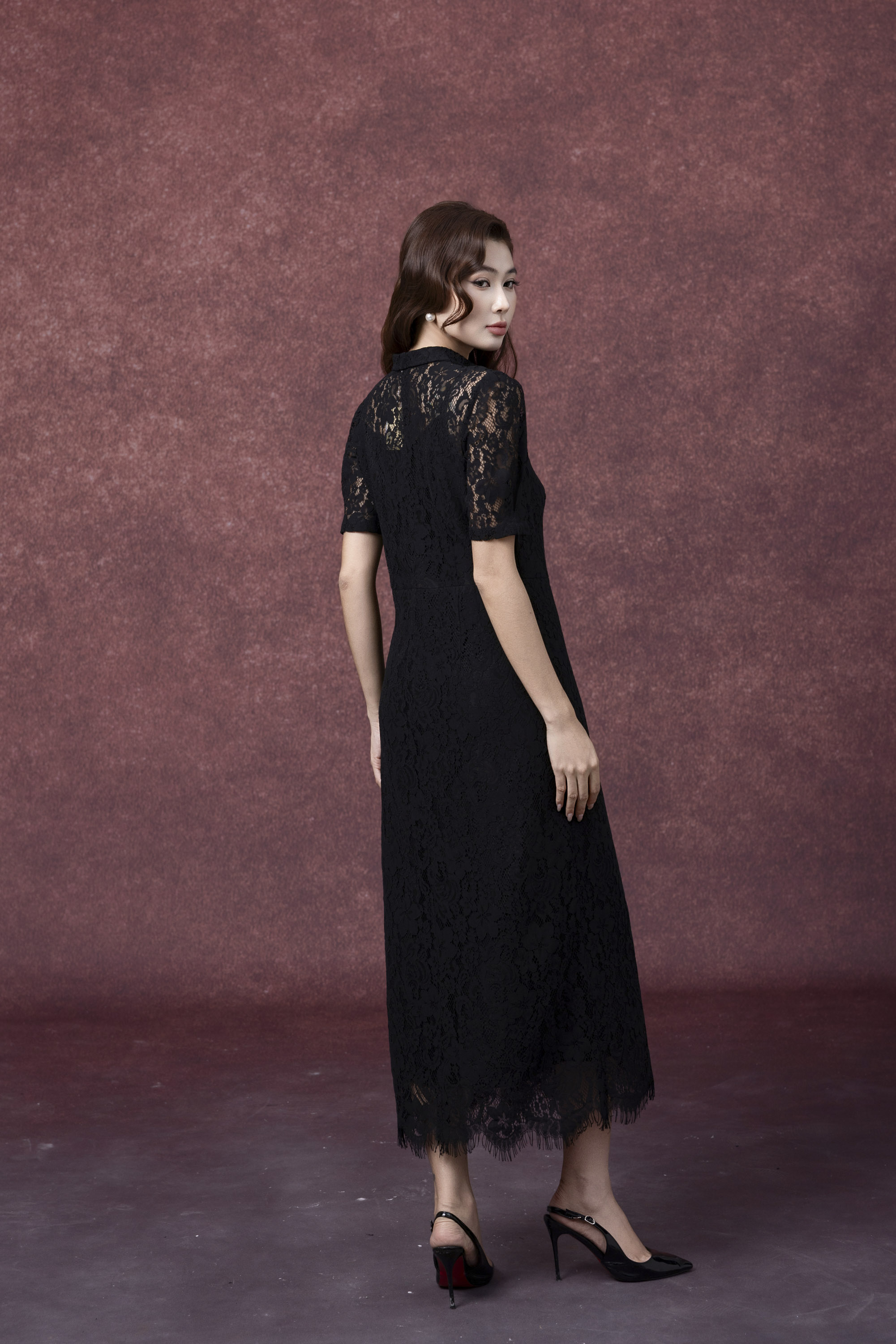 SWANLAKE | Váy Đầm Sơ Mi Nữ Vải Phối Ren Hoa 2 Lớp Chiết Eo Tay Ngắn Sang Trọng Đi Tiệc D13326LW01