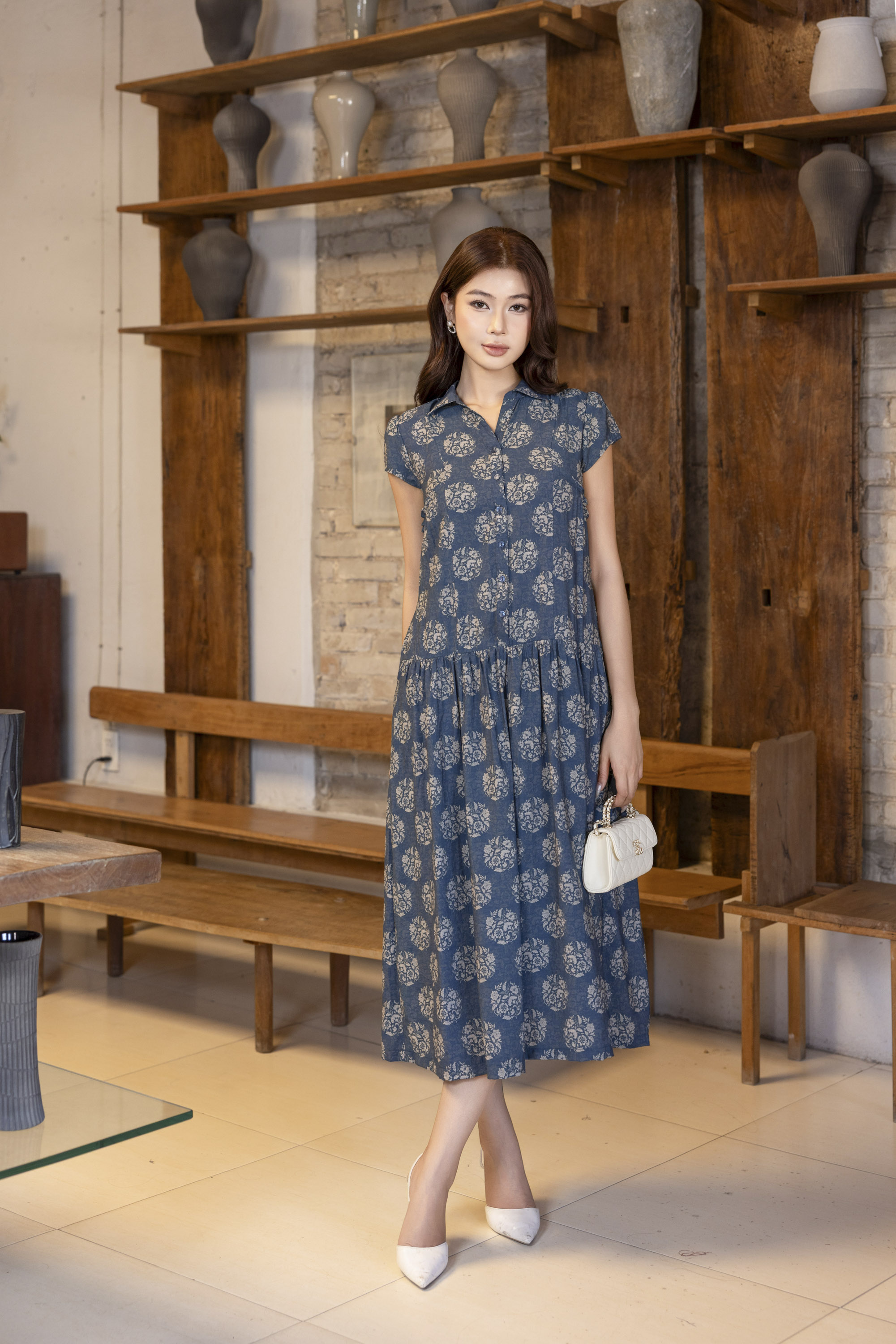 SWANLAKE | Váy Đầm Sơ Mi Nữ Tay Ngắn Dây Thắt Eo Chất Vải Tơ Hoa Công Sở Thanh Lịch D13487LW01