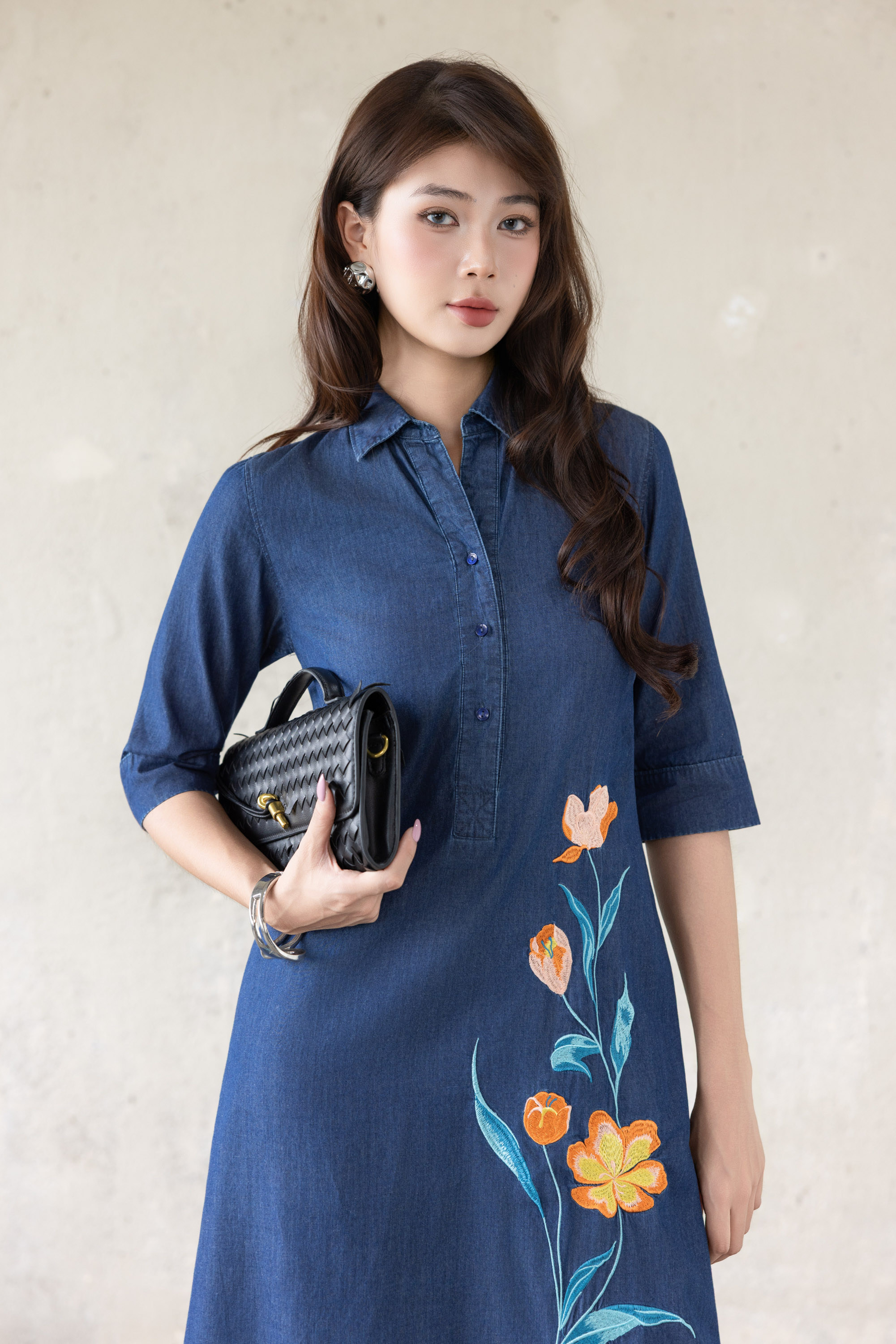 Đầm Jean Thêu D13829