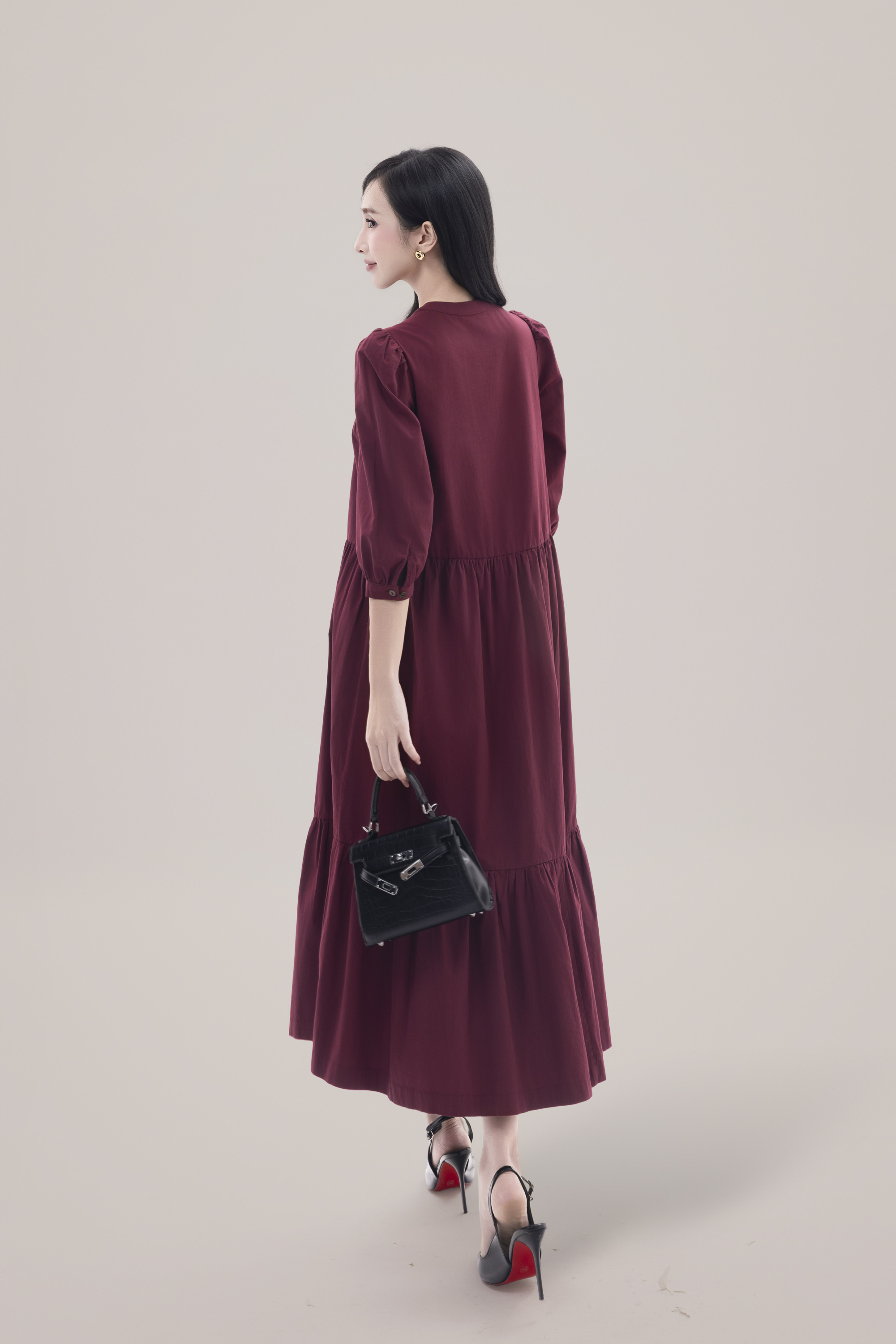 Swanlake | Váy Đầm Phom A Cổ Trụ Chất Liệu Cotton - D12355LW01