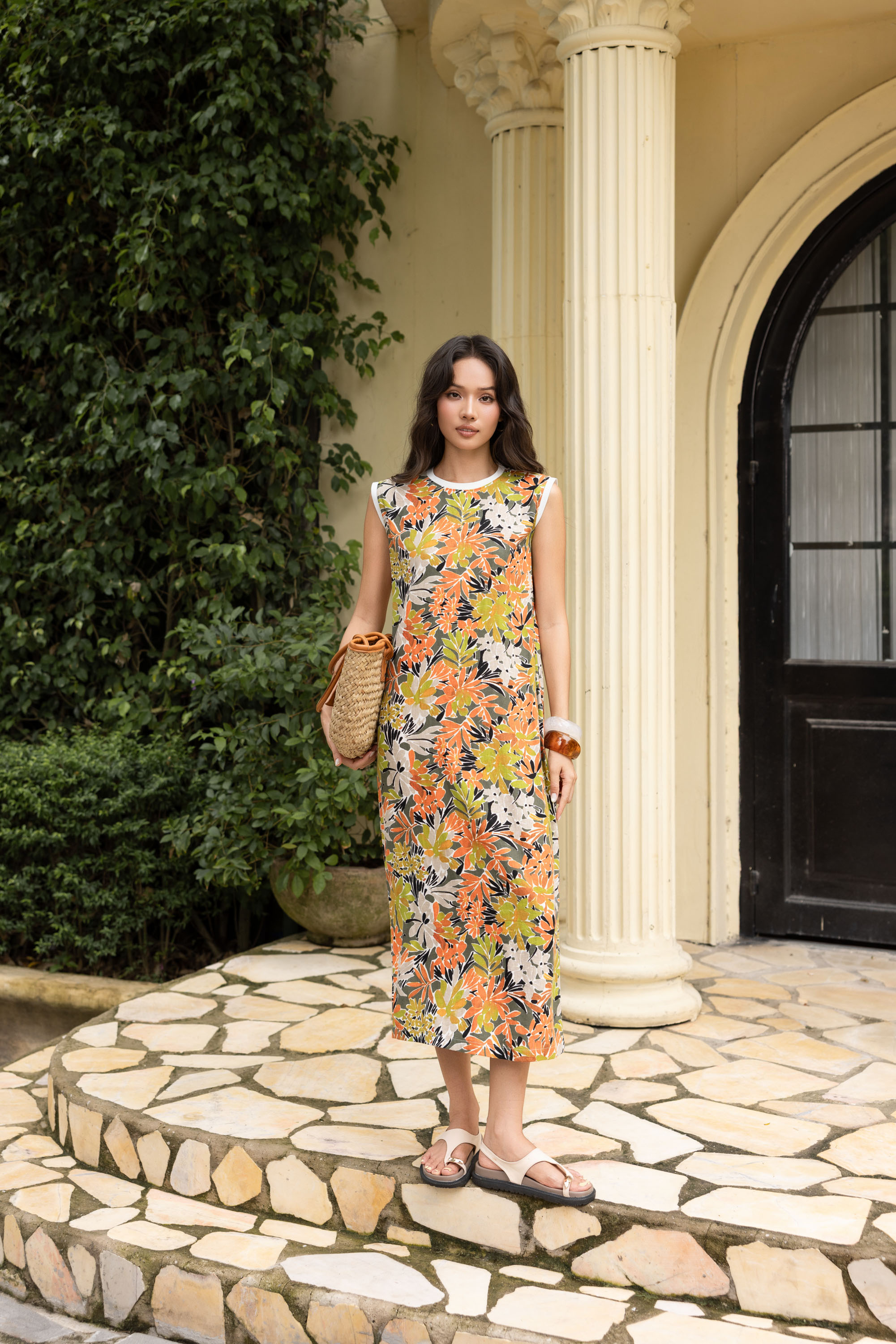 SWANLAKE | Váy Đầm Nữ Suông Maxi Sát Nách Xẻ Tà Cổ Tròn Thun In Hoạ Tiết Hè Vải Linen Công Sở D12632LW03