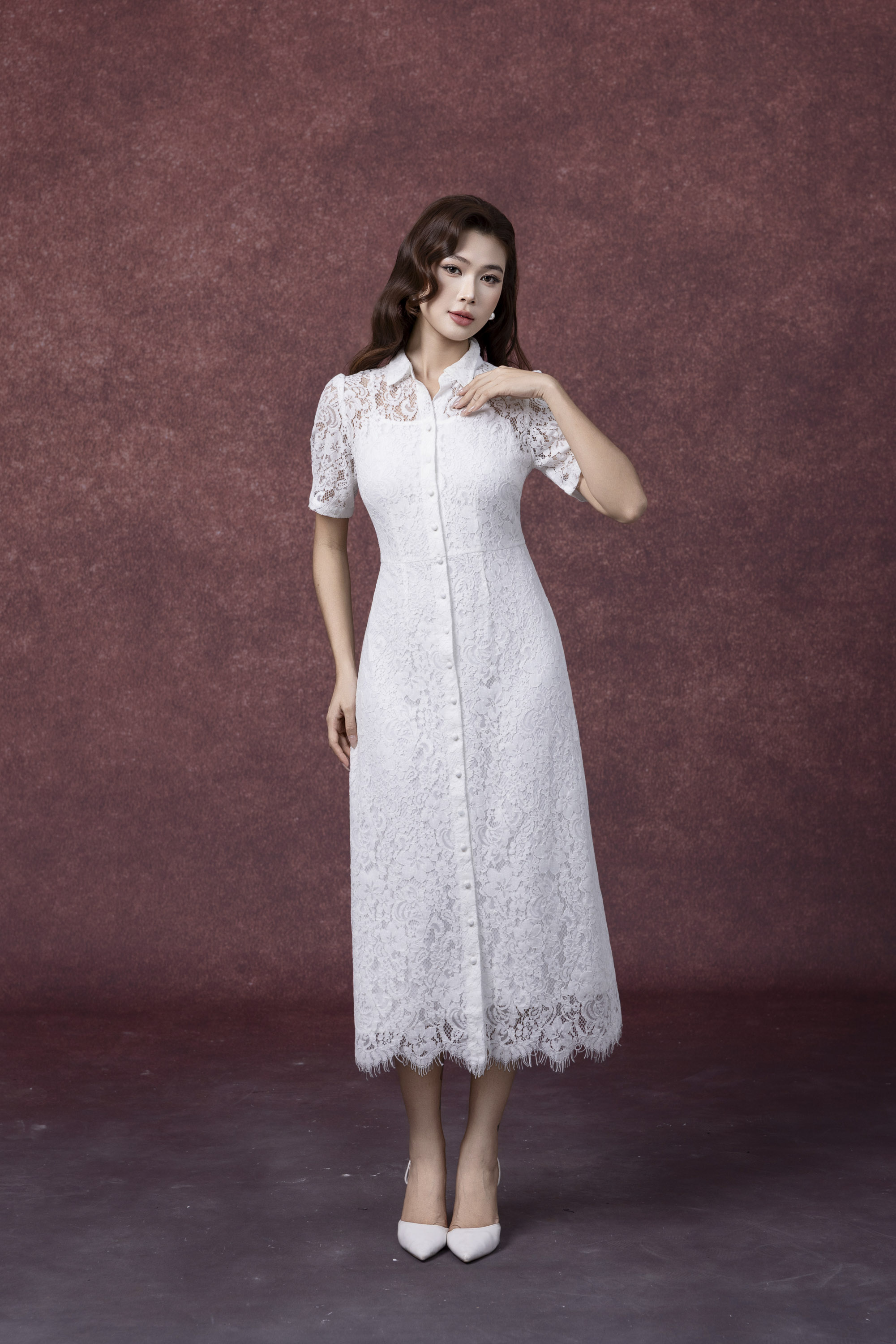 SWANLAKE | Váy Đầm Sơ Mi Nữ Vải Phối Ren Hoa 2 Lớp Chiết Eo Tay Ngắn Sang Trọng Đi Tiệc D13326LW01