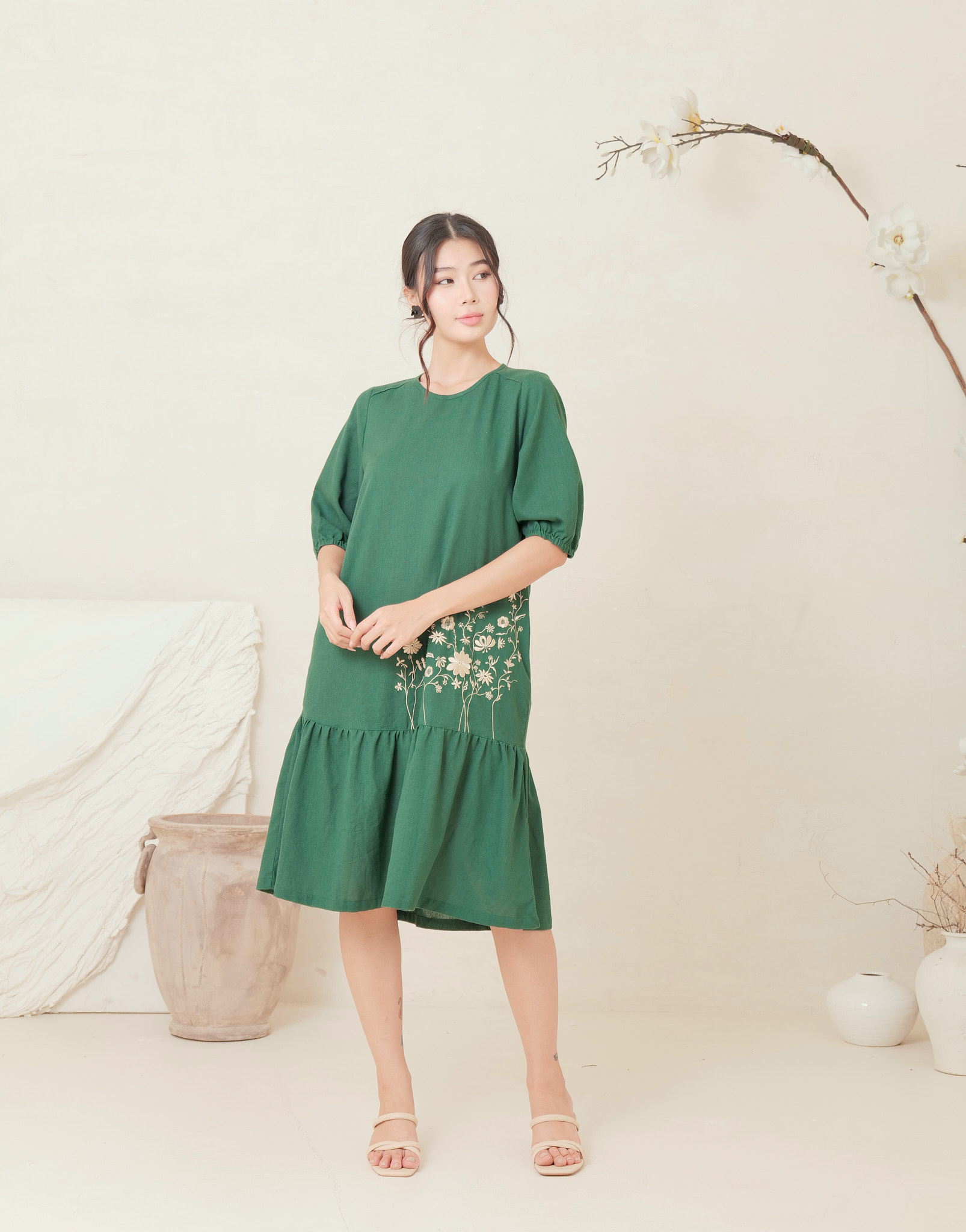 Đầm Đuôi Cá Linen Swanlake - D11948LW01