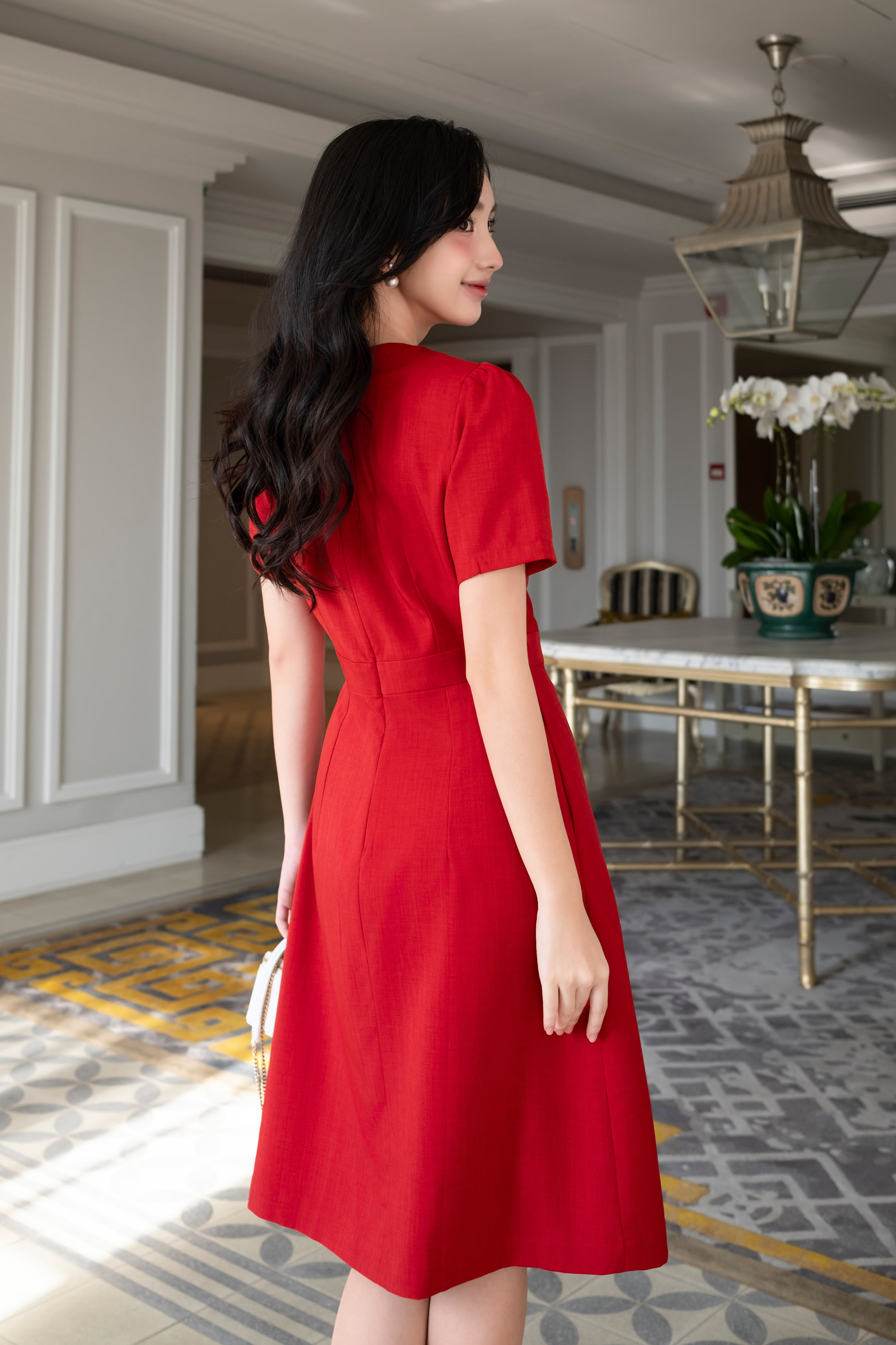 Đầm Sếp Ly Đính Hoa Chất Liệu Bố Gân Hàn Swanlake - D12083LW01