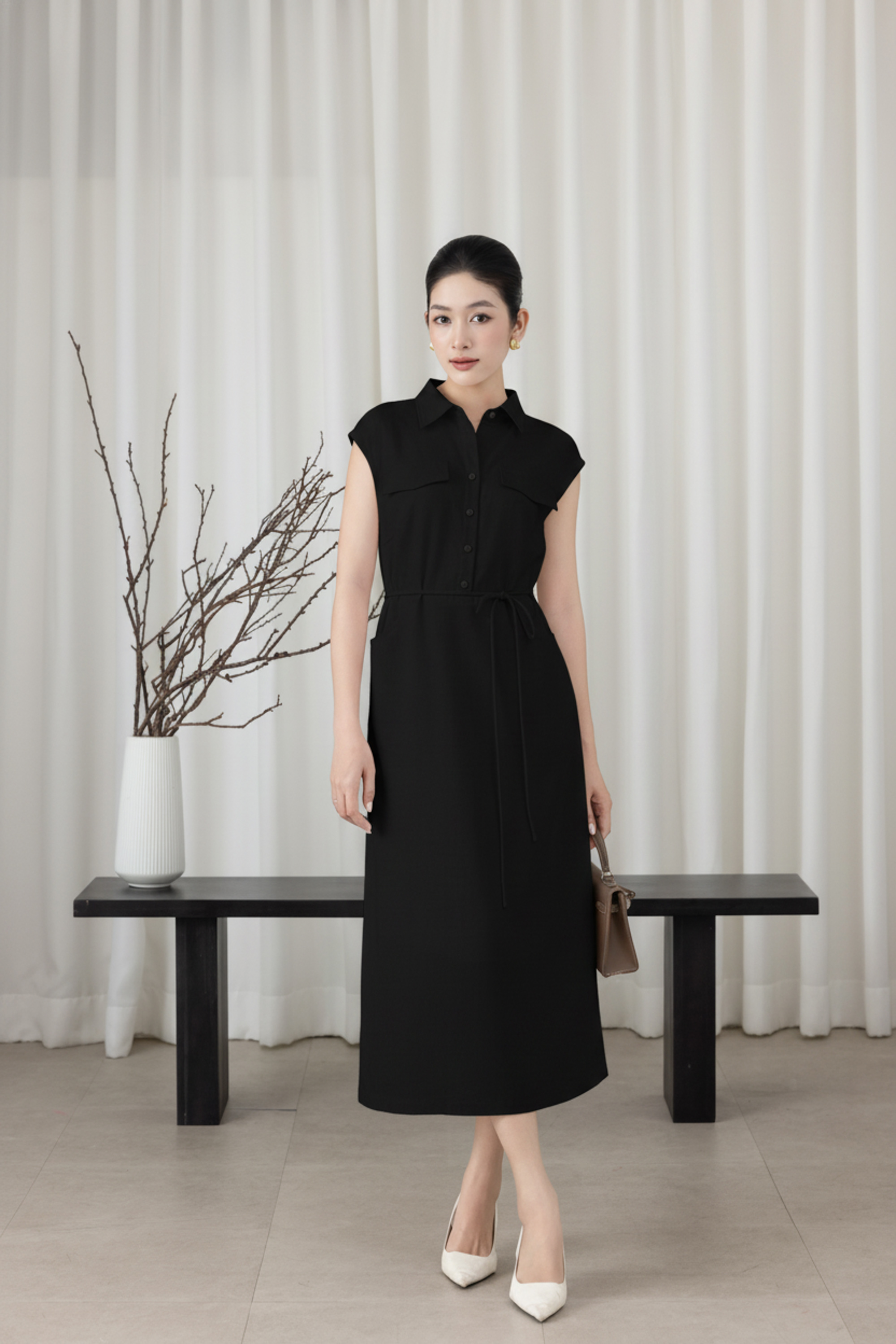 SWANLAKE | Váy Đầm Nữ Suông Vải Linen Cổ Sơ Mi Cài Nút Tay Hến Có Túi Dây Thắt Eo Công Sở D13644LW01