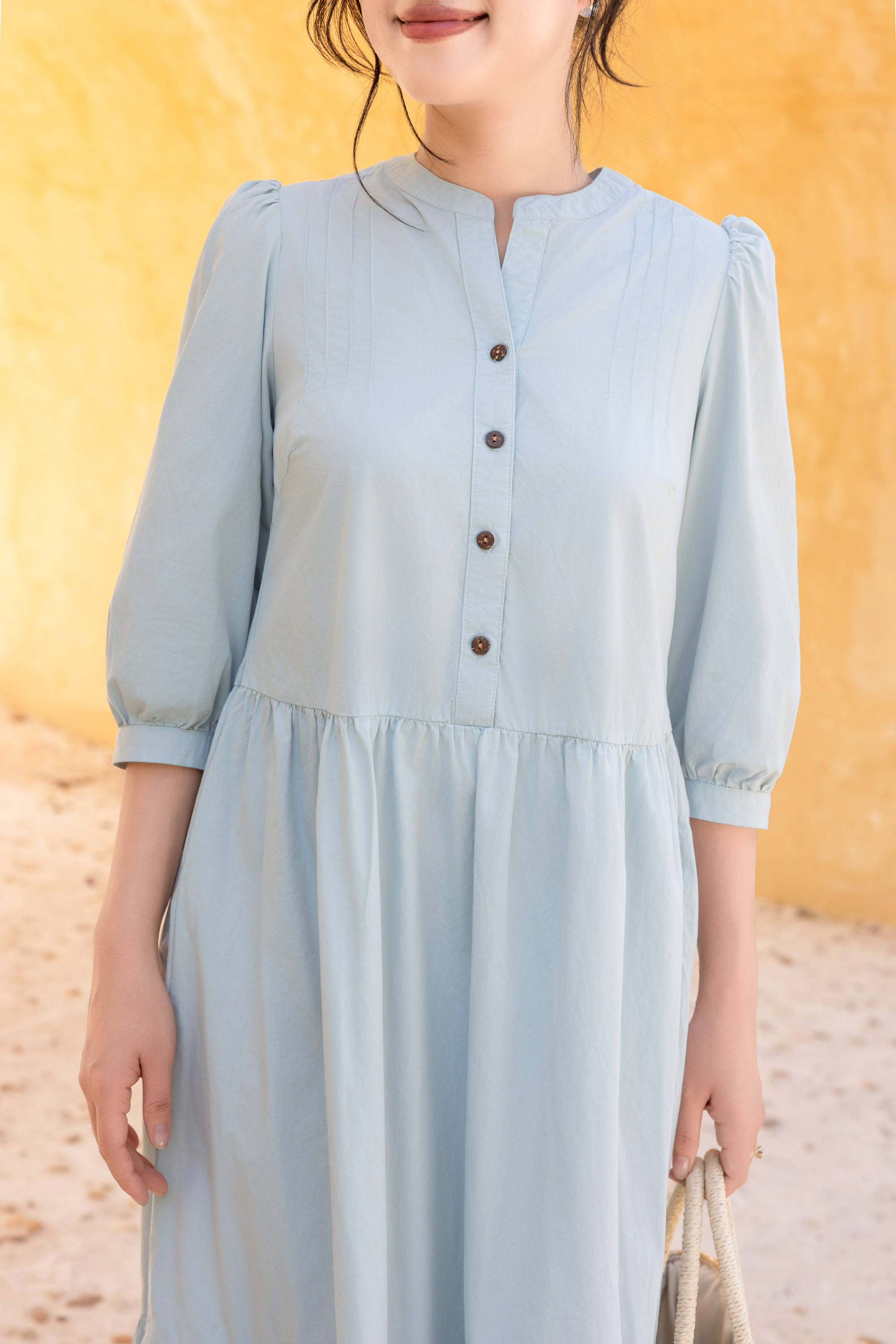 Swanlake | Váy Đầm Phom A Cổ Trụ Chất Liệu Cotton - D12355LW01