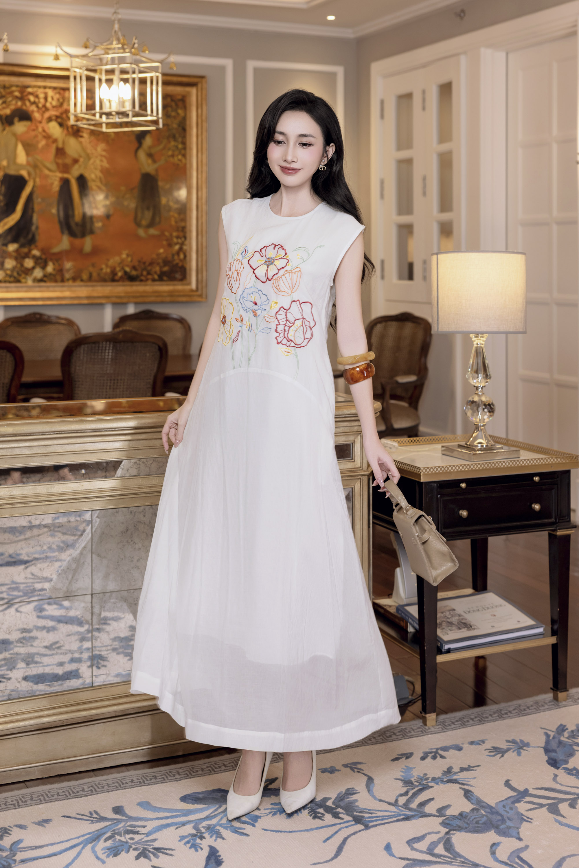 SWANLAKE | Váy Đầm Nữ Suông Maxi Xòe Sát Nách Cotton Cát Lót Thêu Hoa Tiệc Công Sở Thanh Lịch D12935LW01