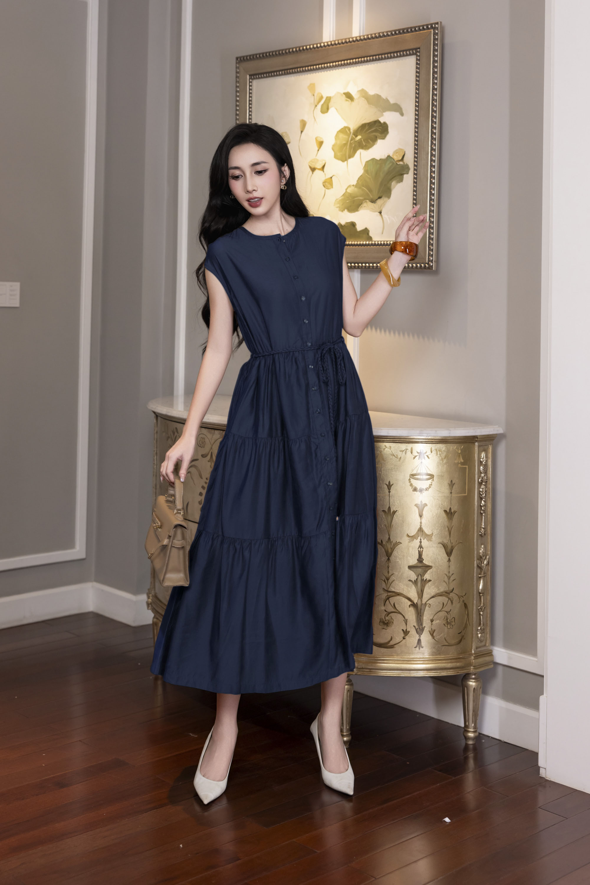 SWANLAKE | Váy Đầm Midi Có Cột Dây Chất Tơ Tay Hến D12971LW01