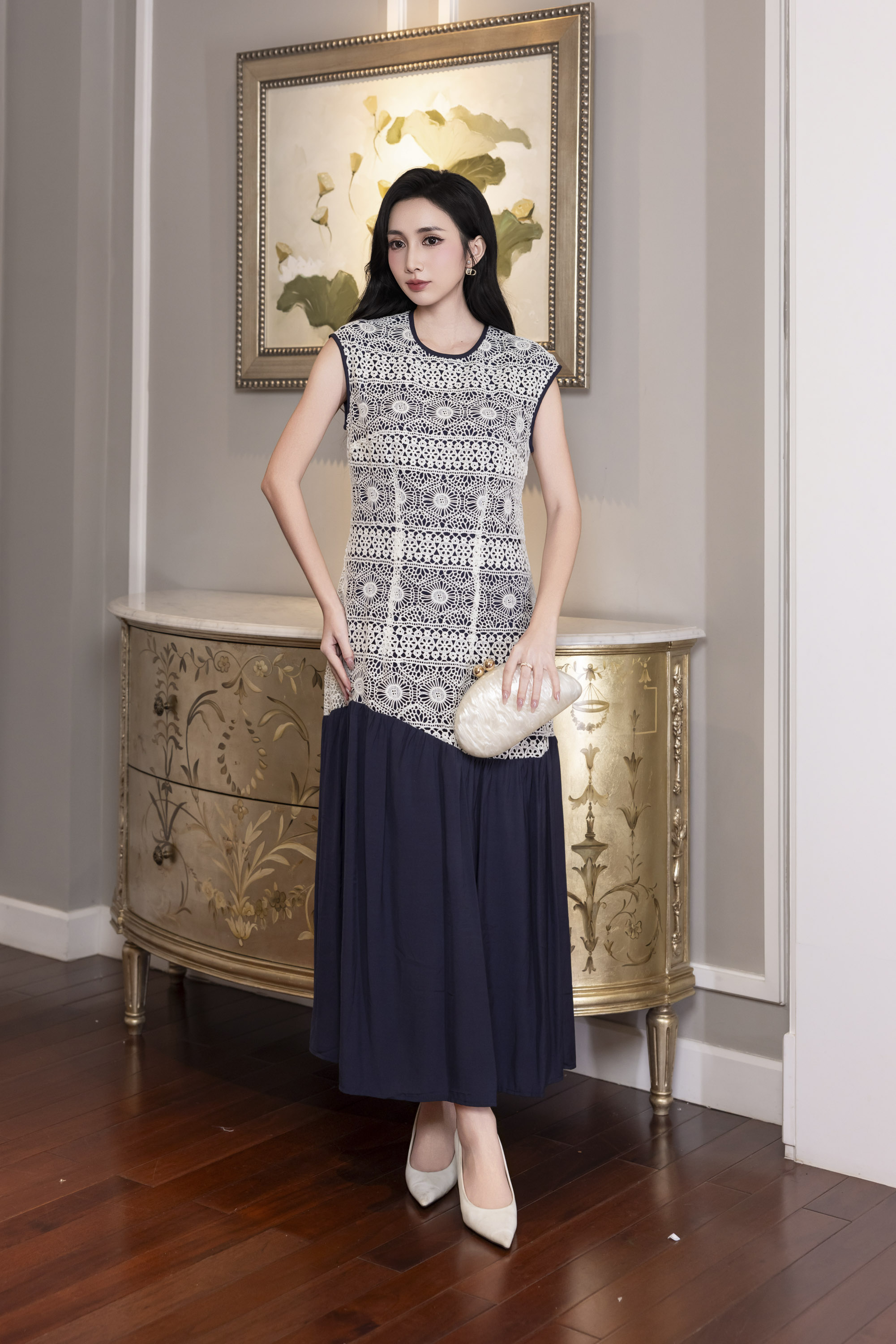 SWANLAKE | Váy Đầm Maxi Đuôi Cá Nữ Cotton Cát Phối Ren Lưới Thêu Hoa Sát Nách Tiệc Công Sở D12917LW01