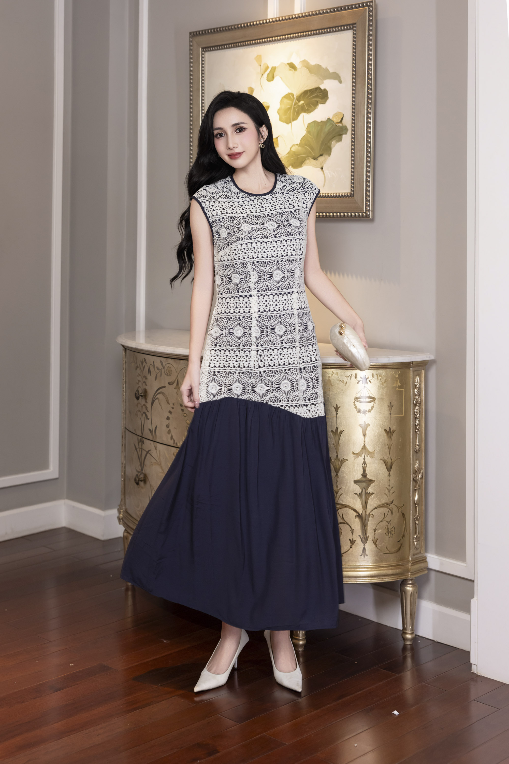 SWANLAKE | Váy Đầm Maxi Đuôi Cá Nữ Cotton Cát Phối Ren Lưới Thêu Hoa Sát Nách Tiệc Công Sở D12917LW01