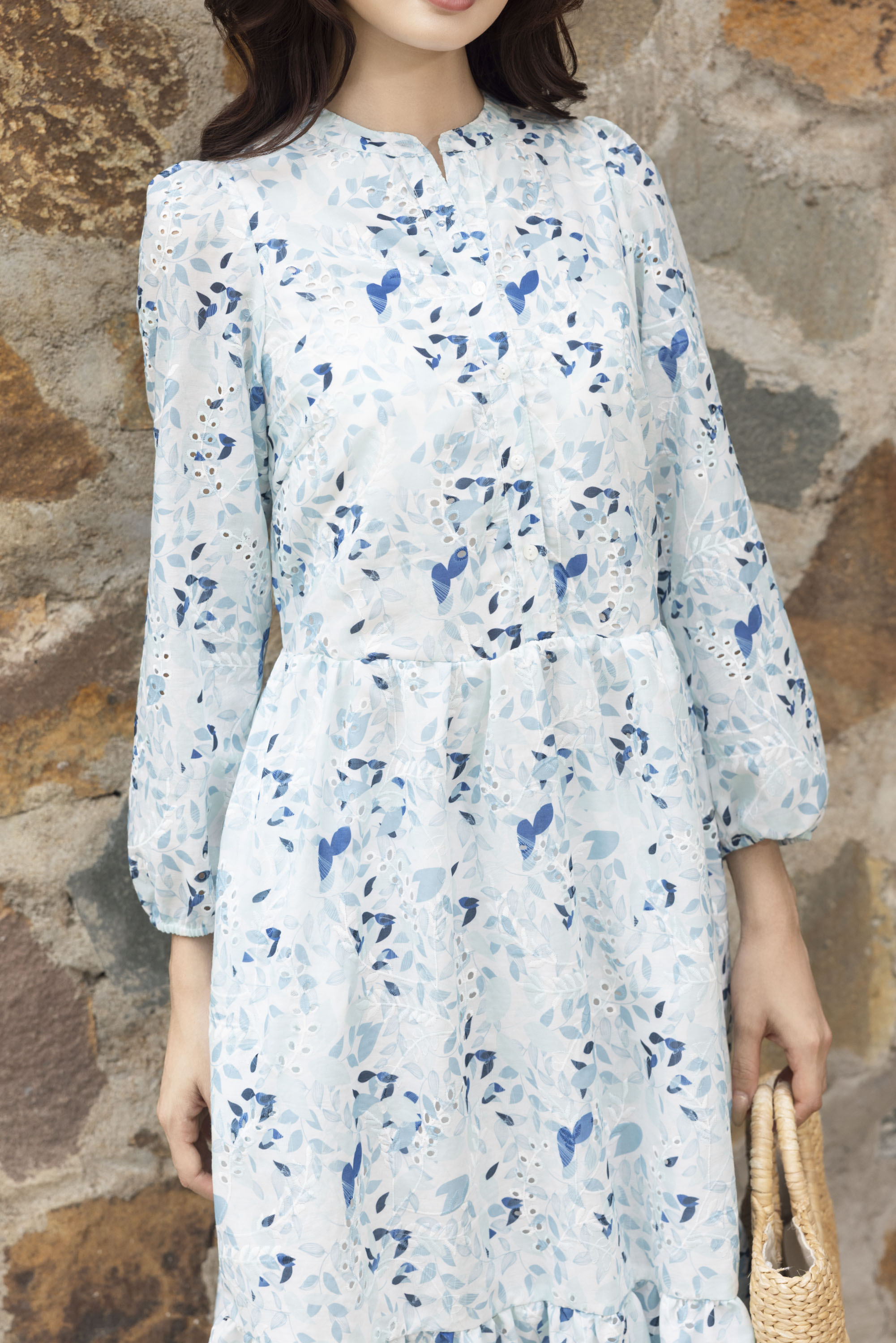 SWANLAKE | Váy Đầm Nữ Suông Maxi Đuôi Cá Hè Vải Cotton Thêu Đục Lỗ In Hoa Đi Biển Du Lịch D12394W11