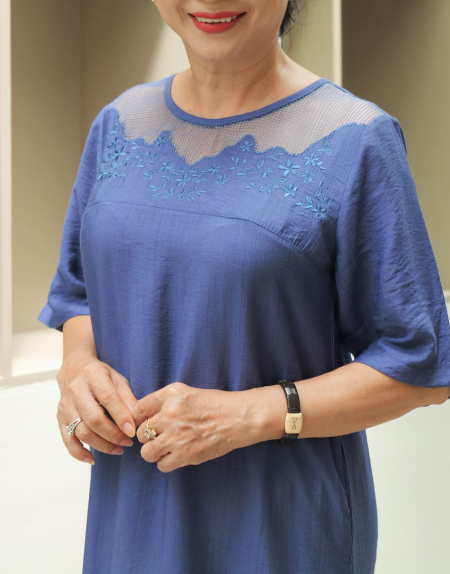 Đầm Phối Lưới Ô Vuông Vải Lụa Hàn Swanlake - D11657LW01